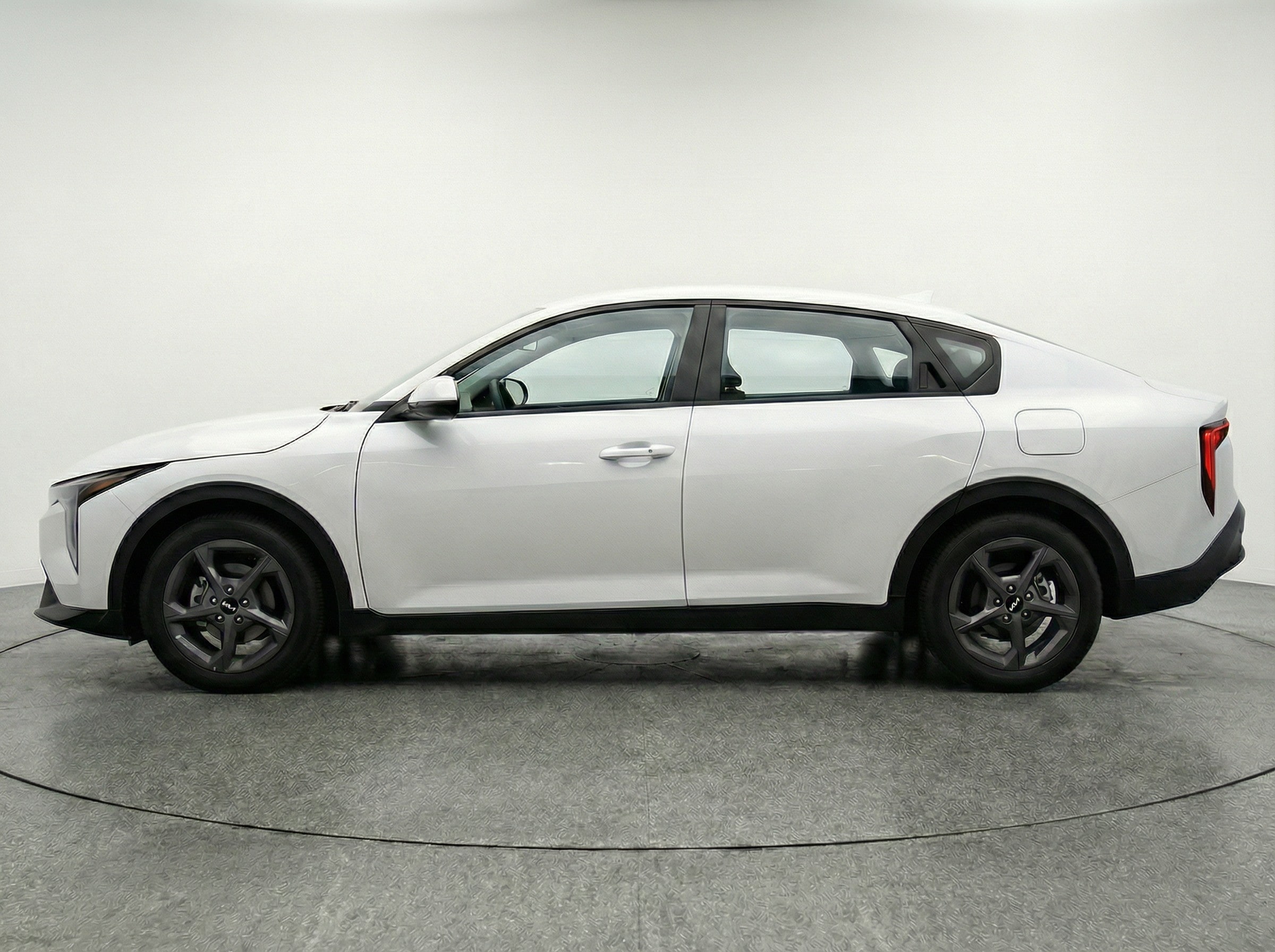 Thumbnail: 2025 Kia K4 - 4