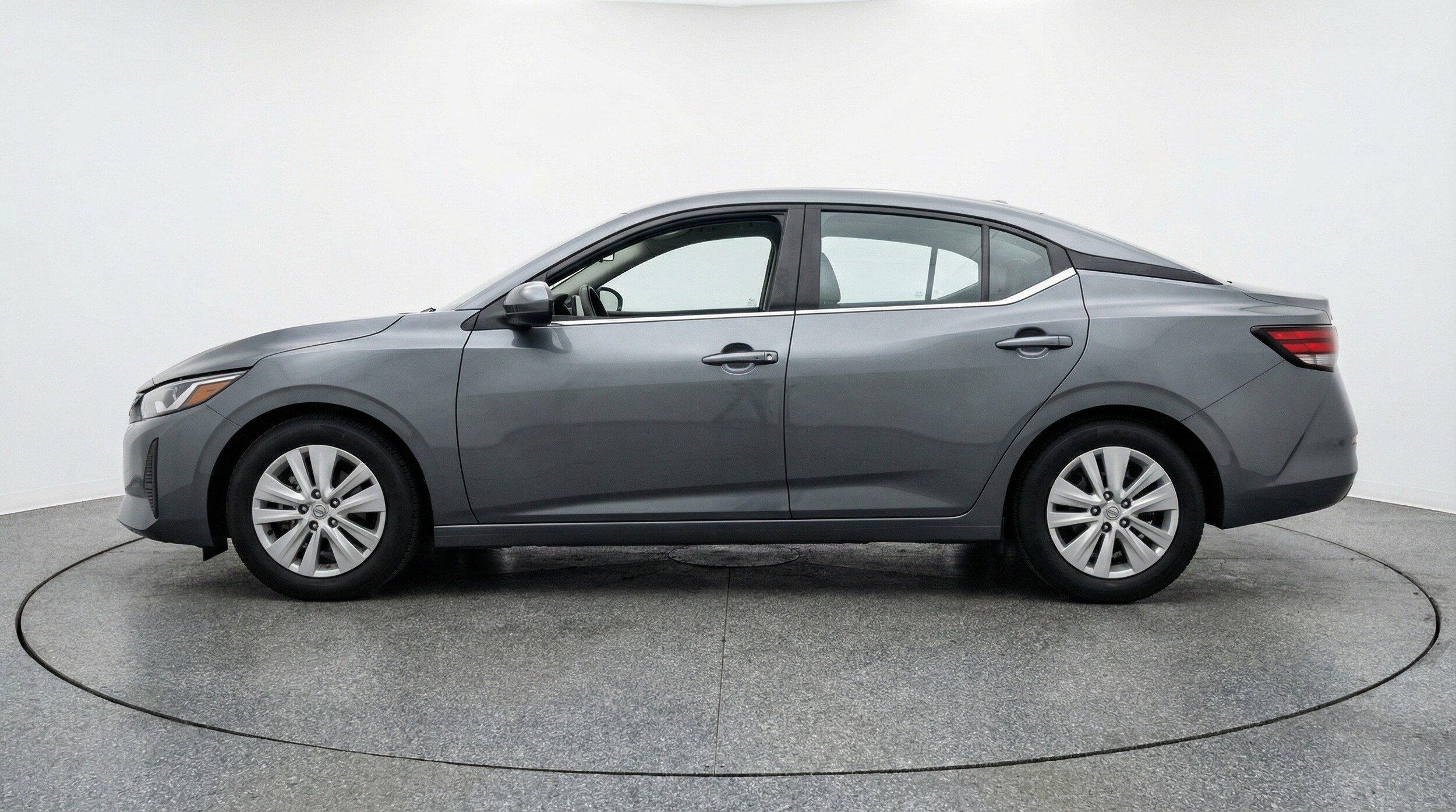 Thumbnail: 2025 Nissan Sentra - 5
