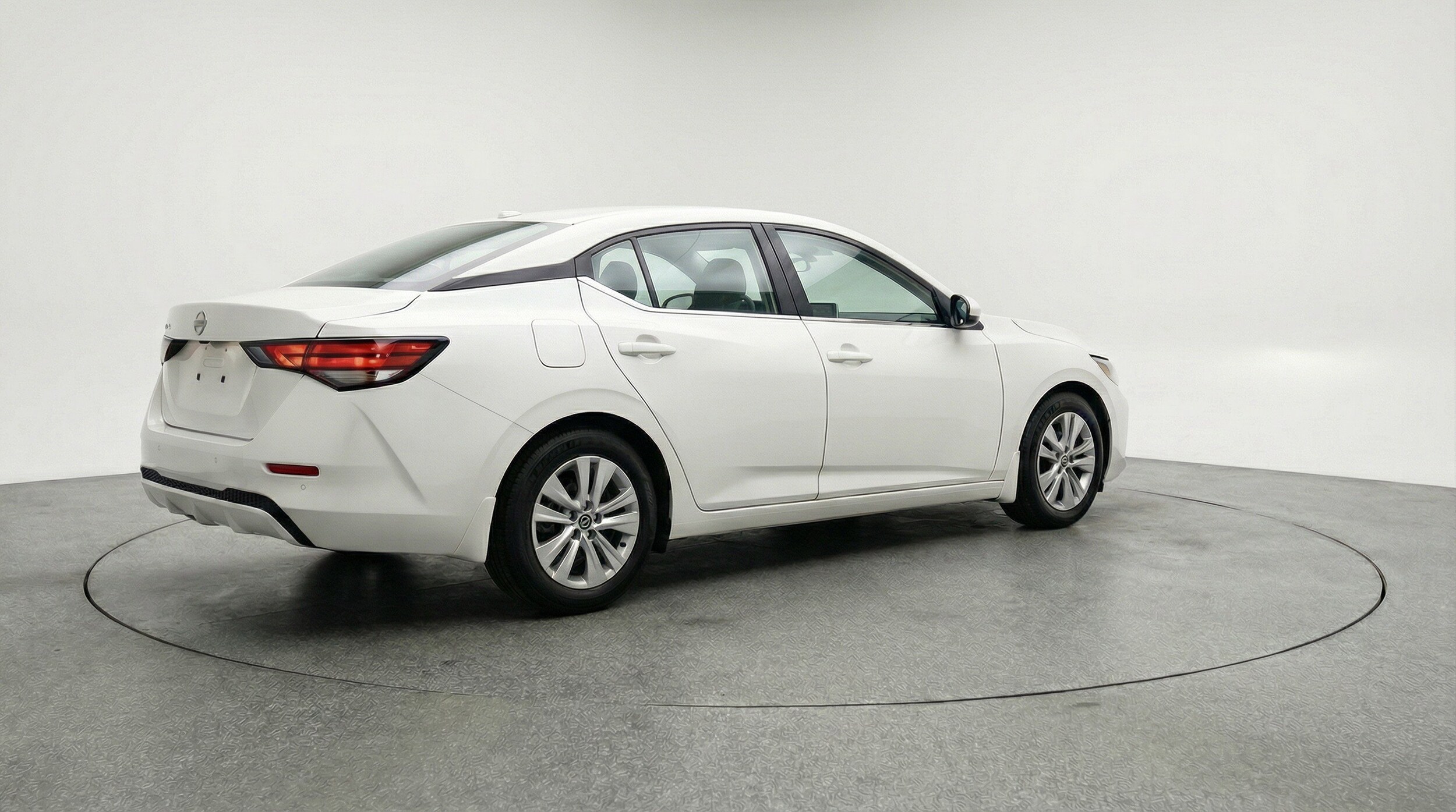 Thumbnail: 2025 Nissan Sentra - 9