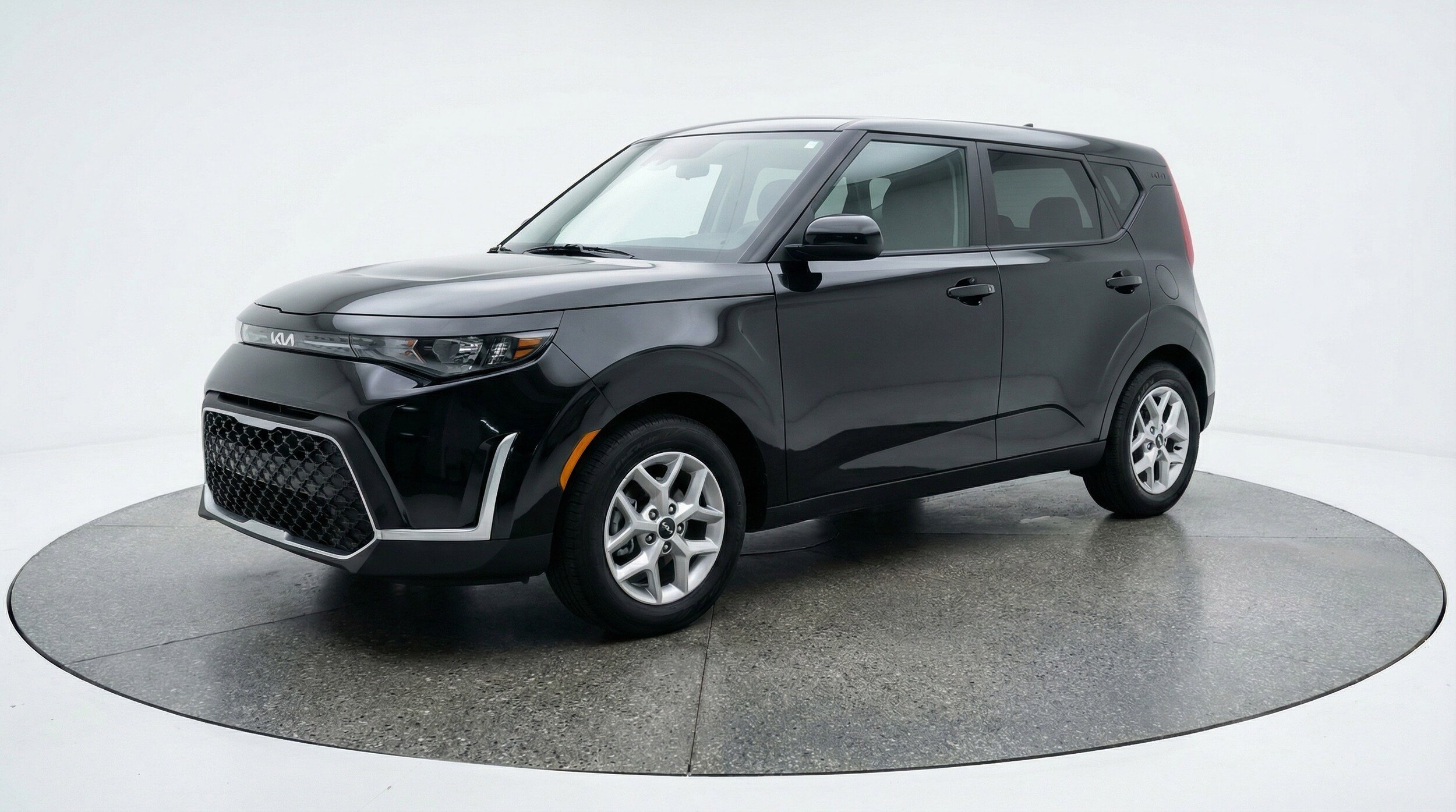 Thumbnail: 2025 Kia Soul - 3