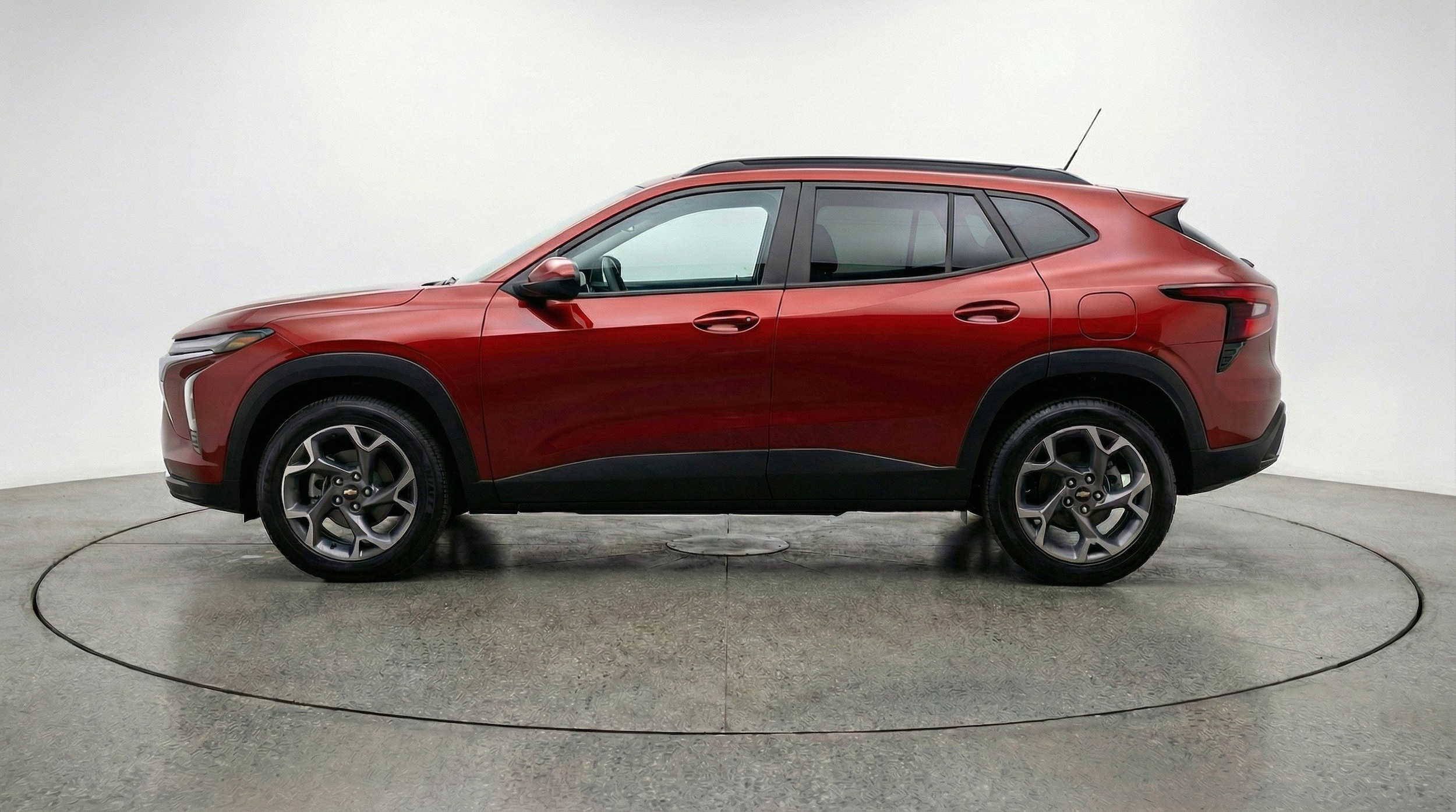 Thumbnail: 2025 Chevrolet Trax - 5