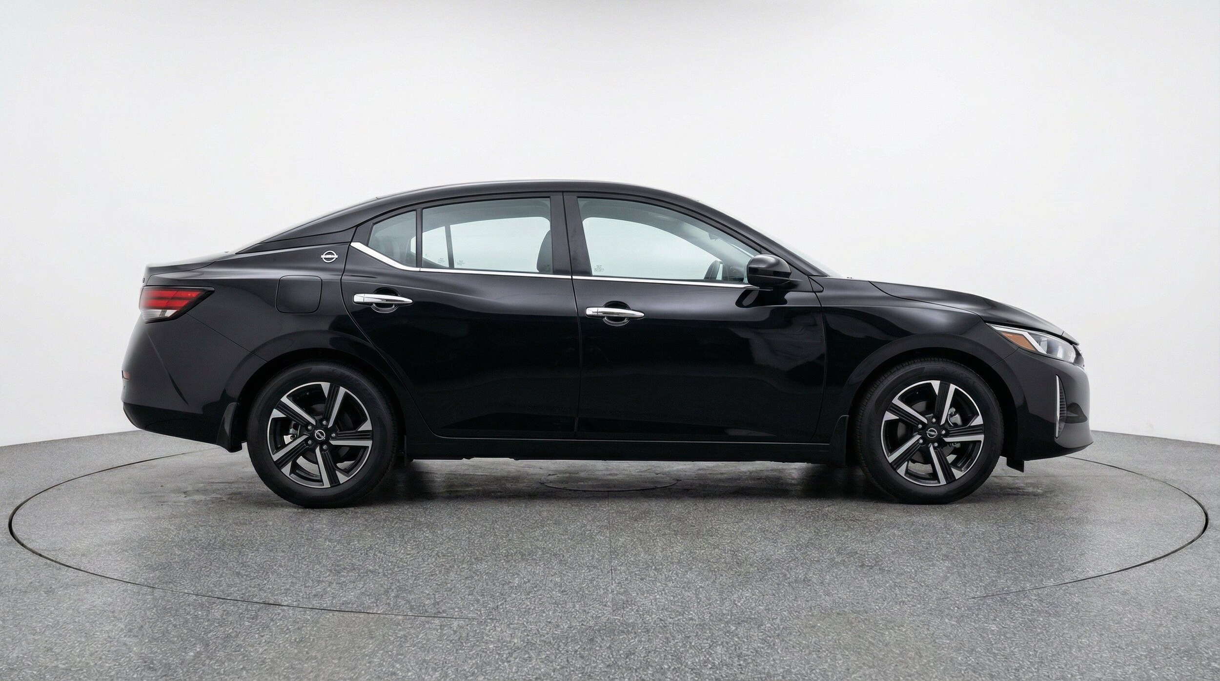 Thumbnail: 2025 Nissan Sentra - 11