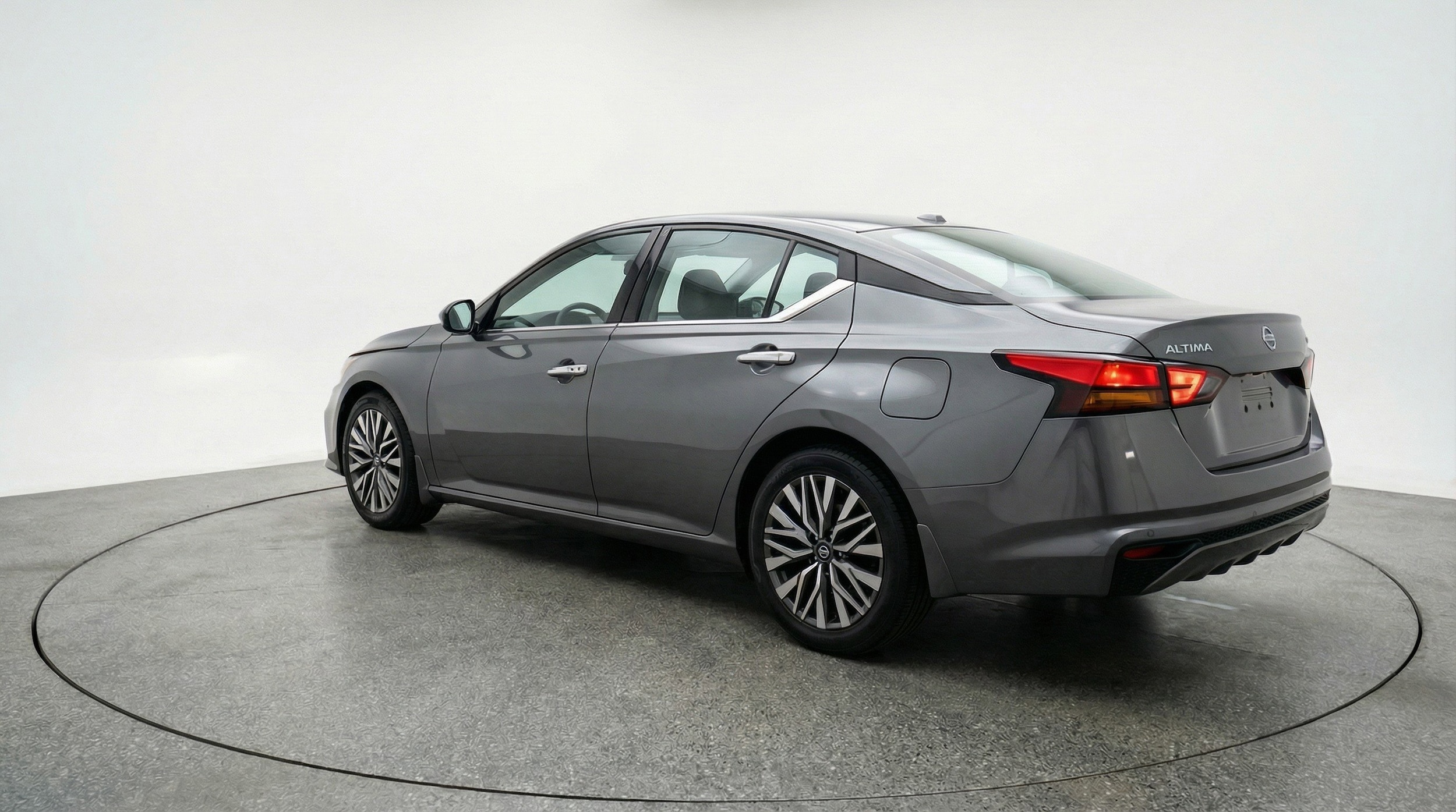 Thumbnail: 2025 Nissan Altima - 6