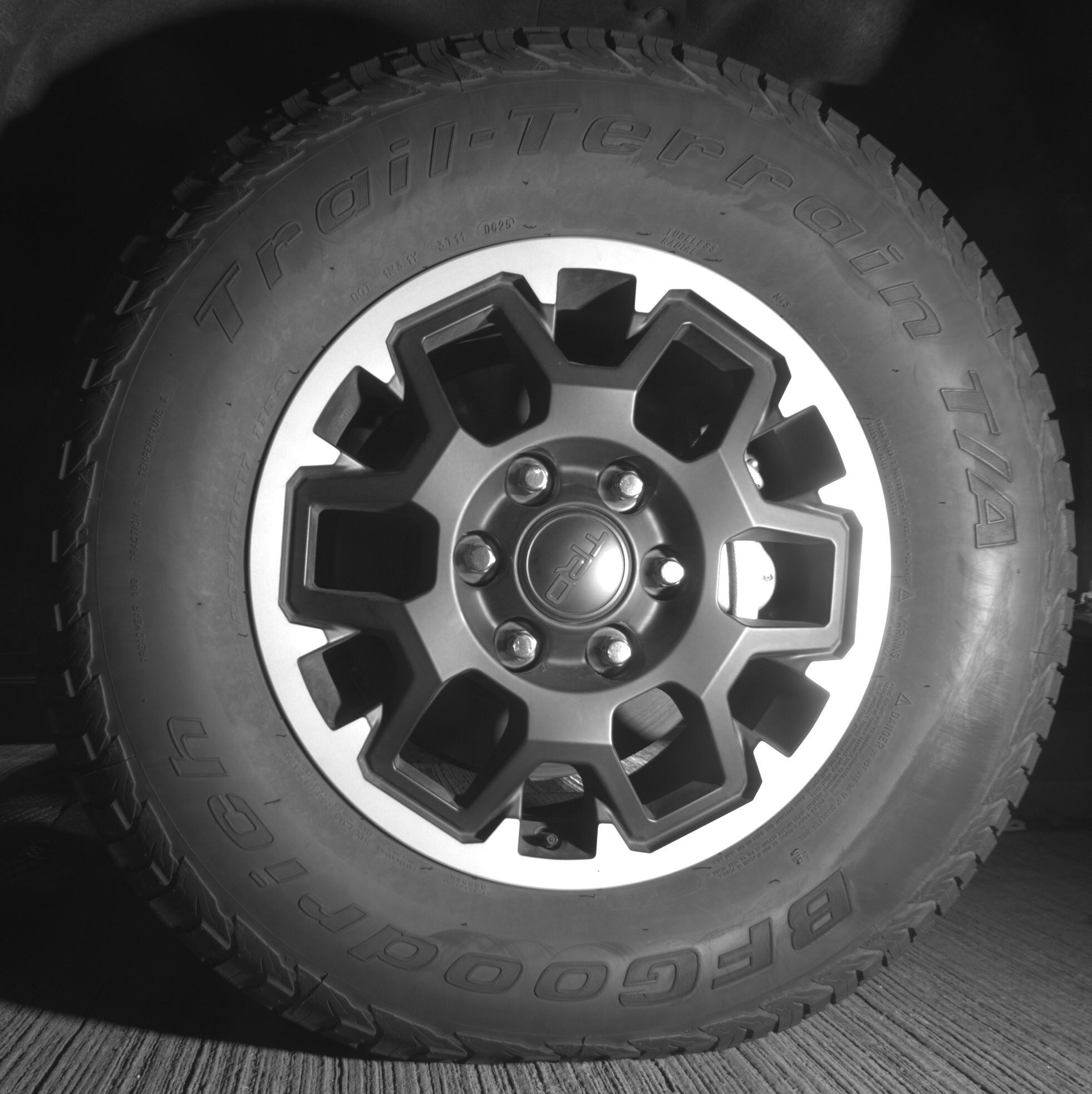 Thumbnail: 2025 Toyota Tacoma - 9