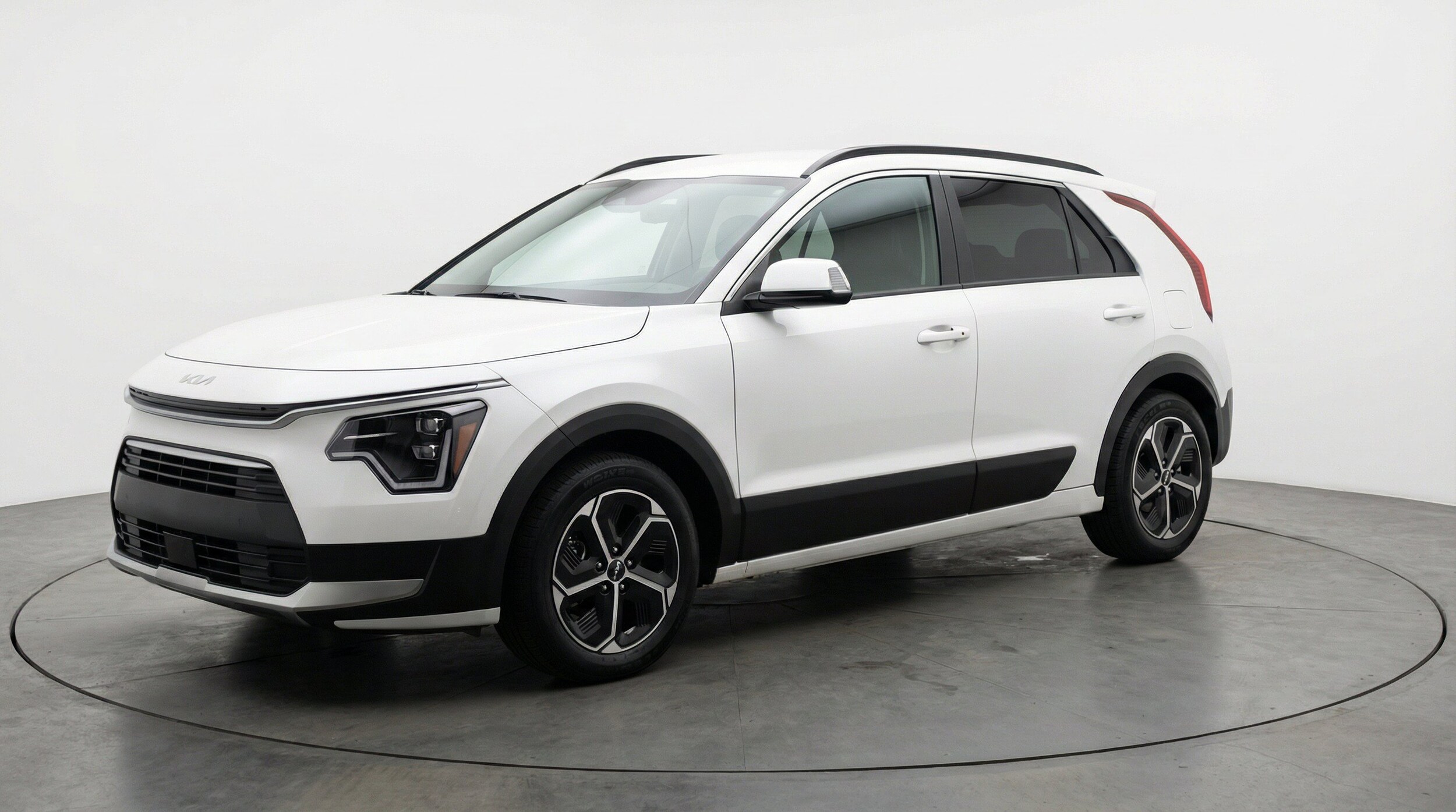 Thumbnail: 2026 Kia Niro - 3