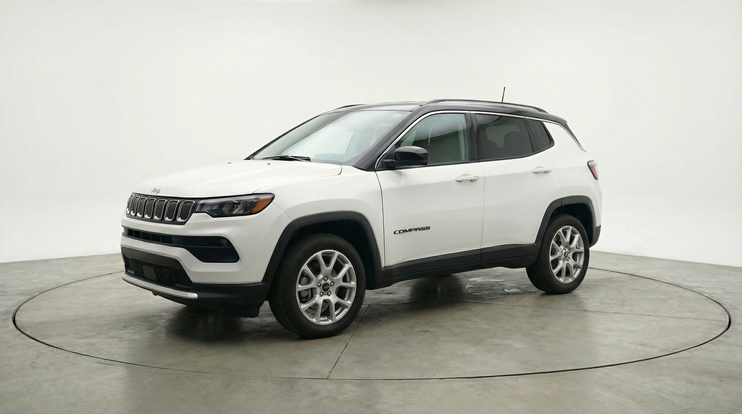 Thumbnail: 2025 Jeep Compass - 3