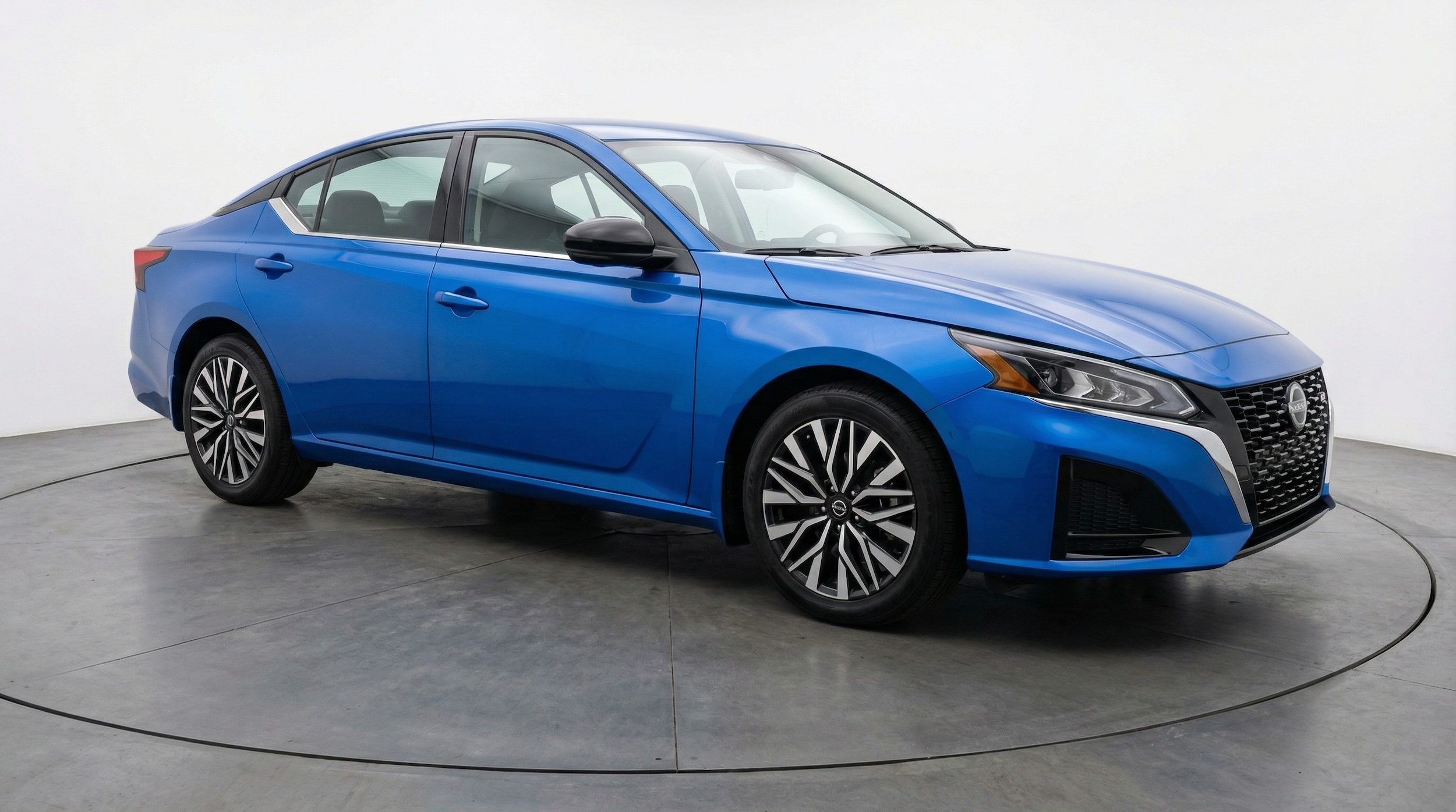 Thumbnail: 2025 Nissan Altima - 1