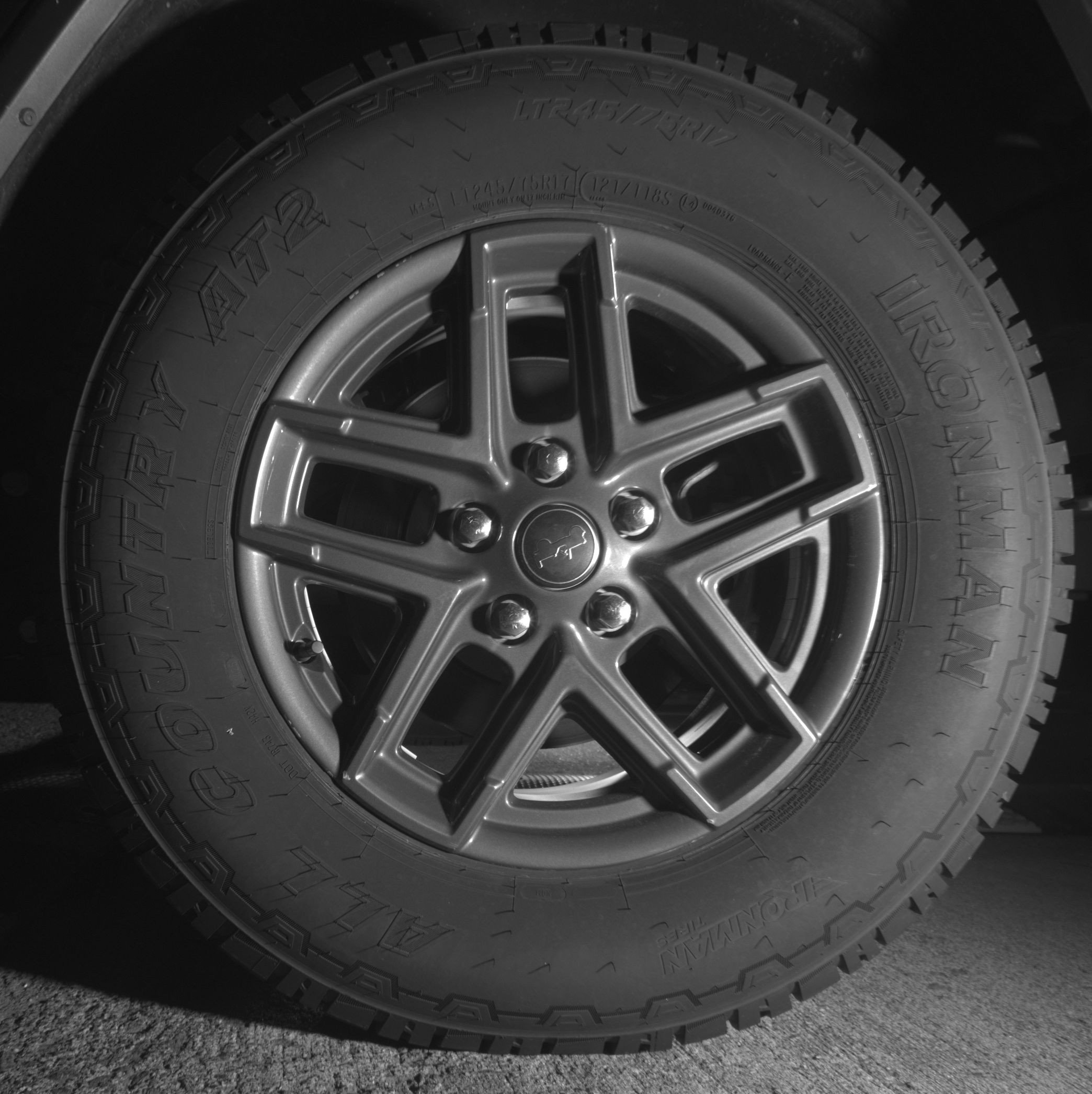 Thumbnail: 2025 Jeep Wrangler - 14