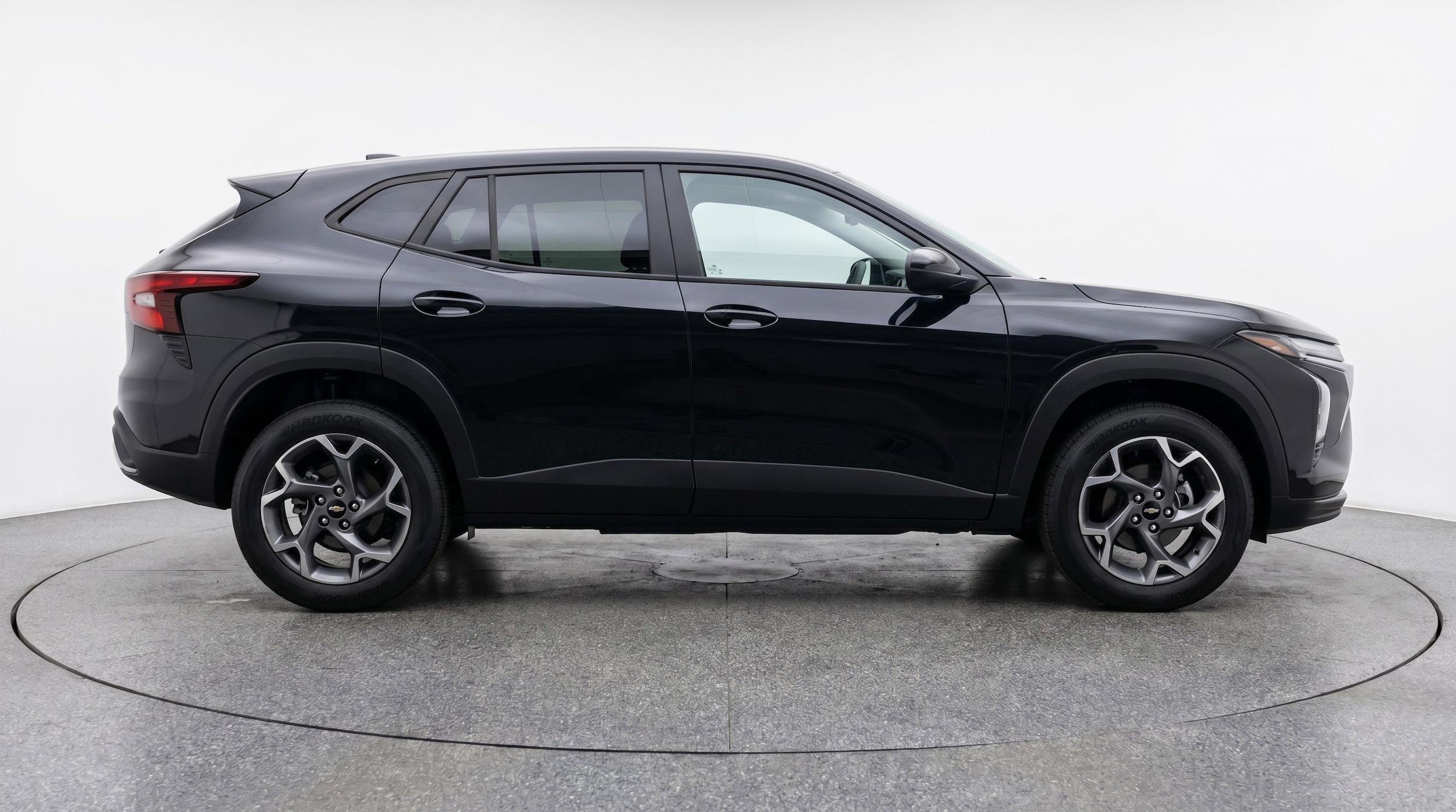 Thumbnail: 2025 Chevrolet Trax - 11