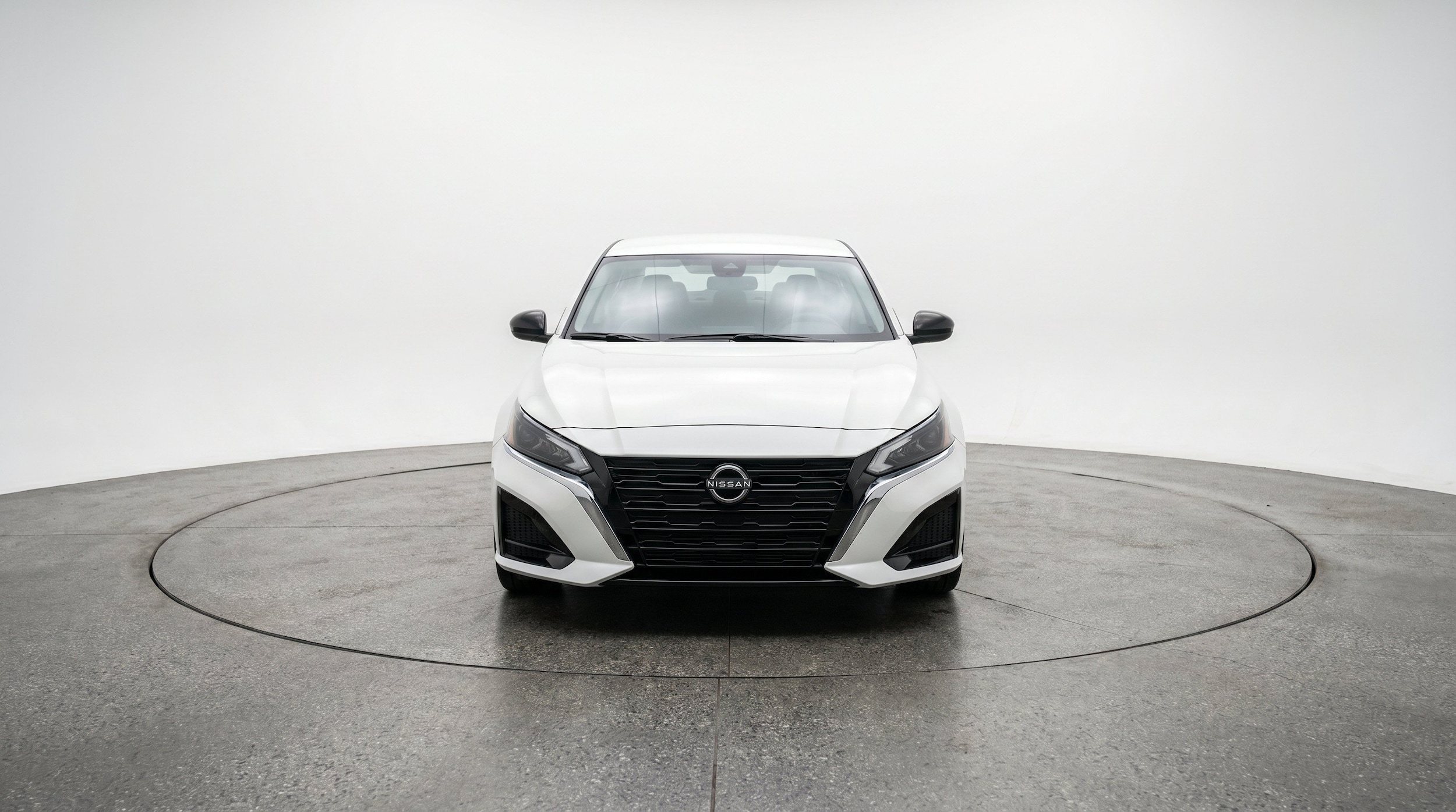 Thumbnail: 2025 Nissan Altima - 2