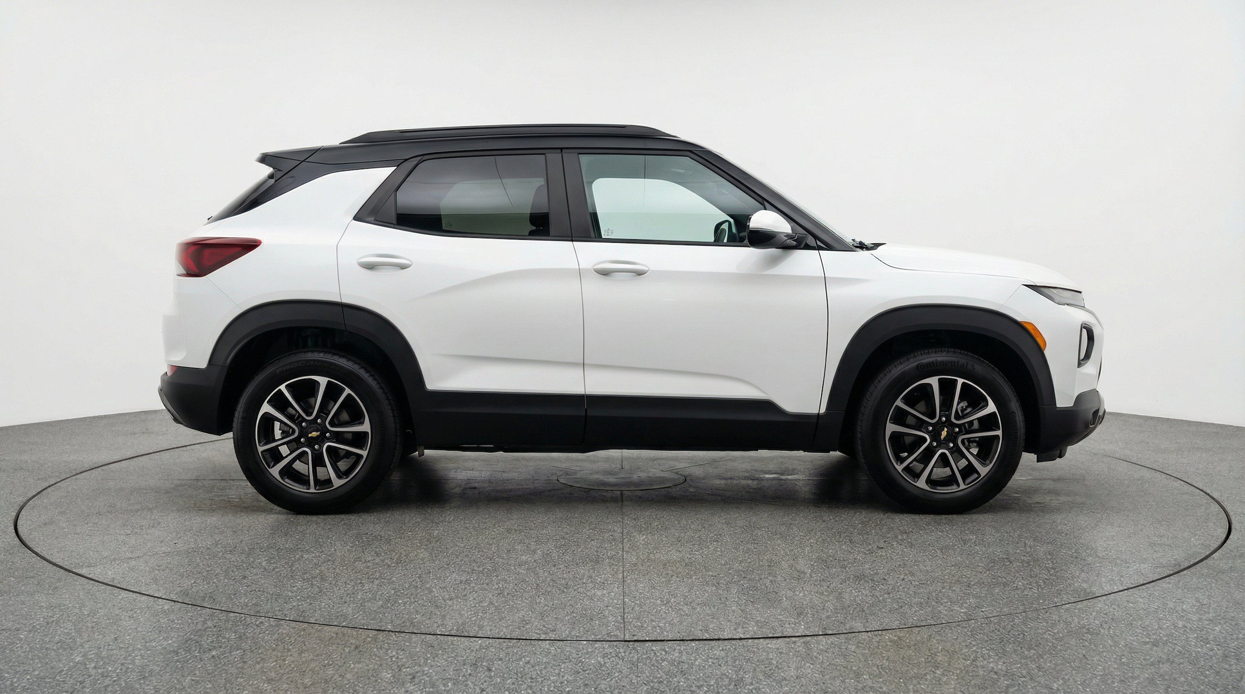 Thumbnail: 2025 Chevrolet TrailBlazer - 11