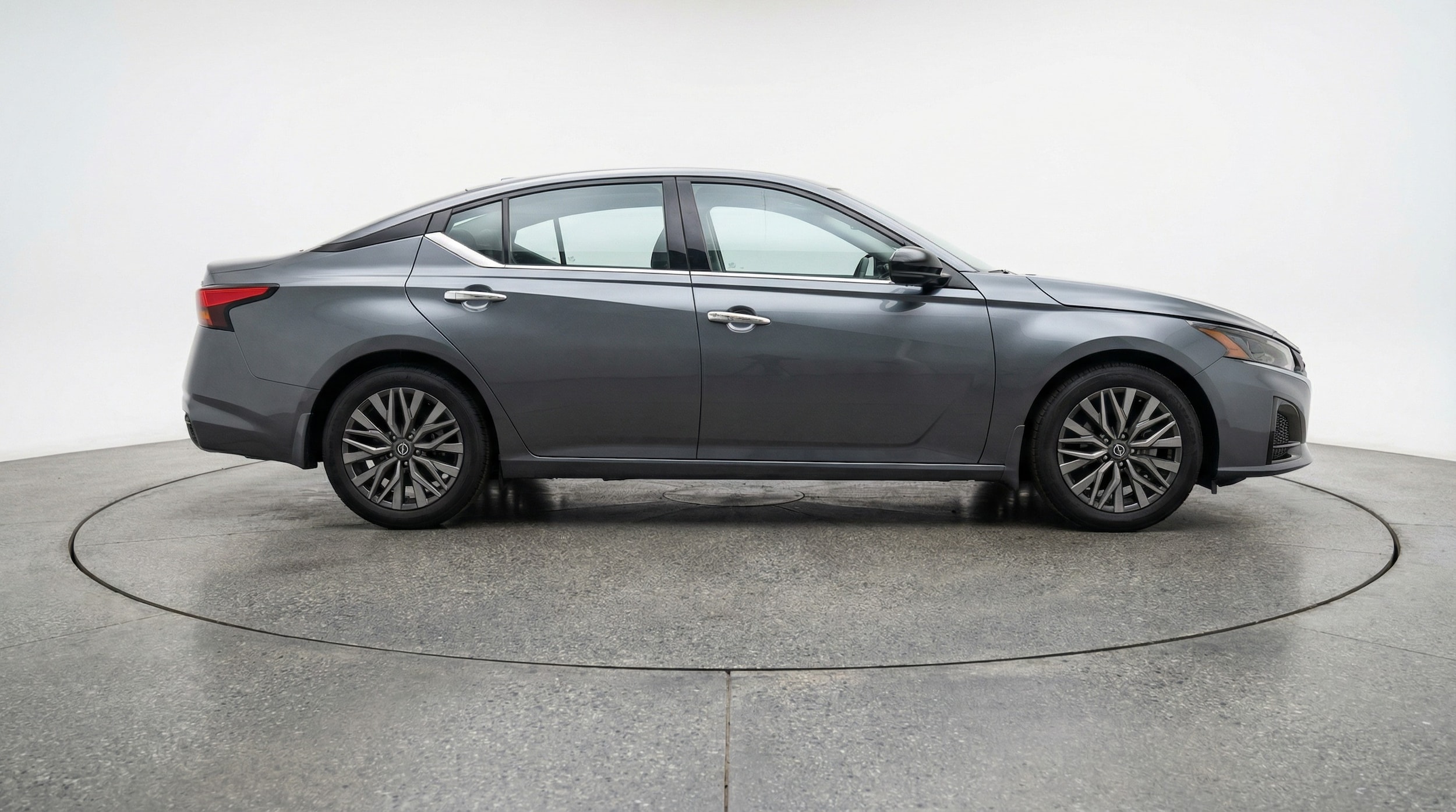 Thumbnail: 2025 Nissan Altima - 8