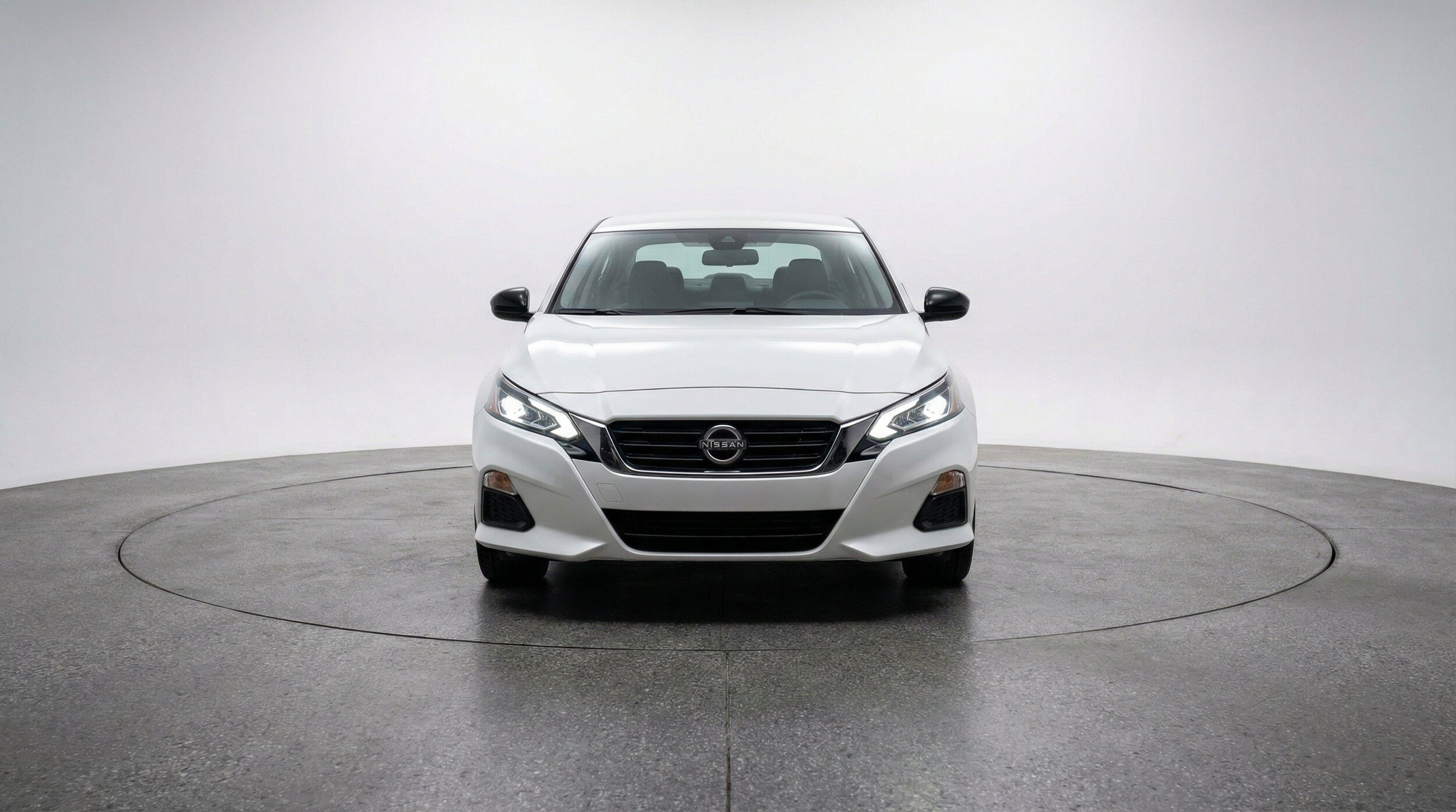 Thumbnail: 2025 Nissan Altima - 2