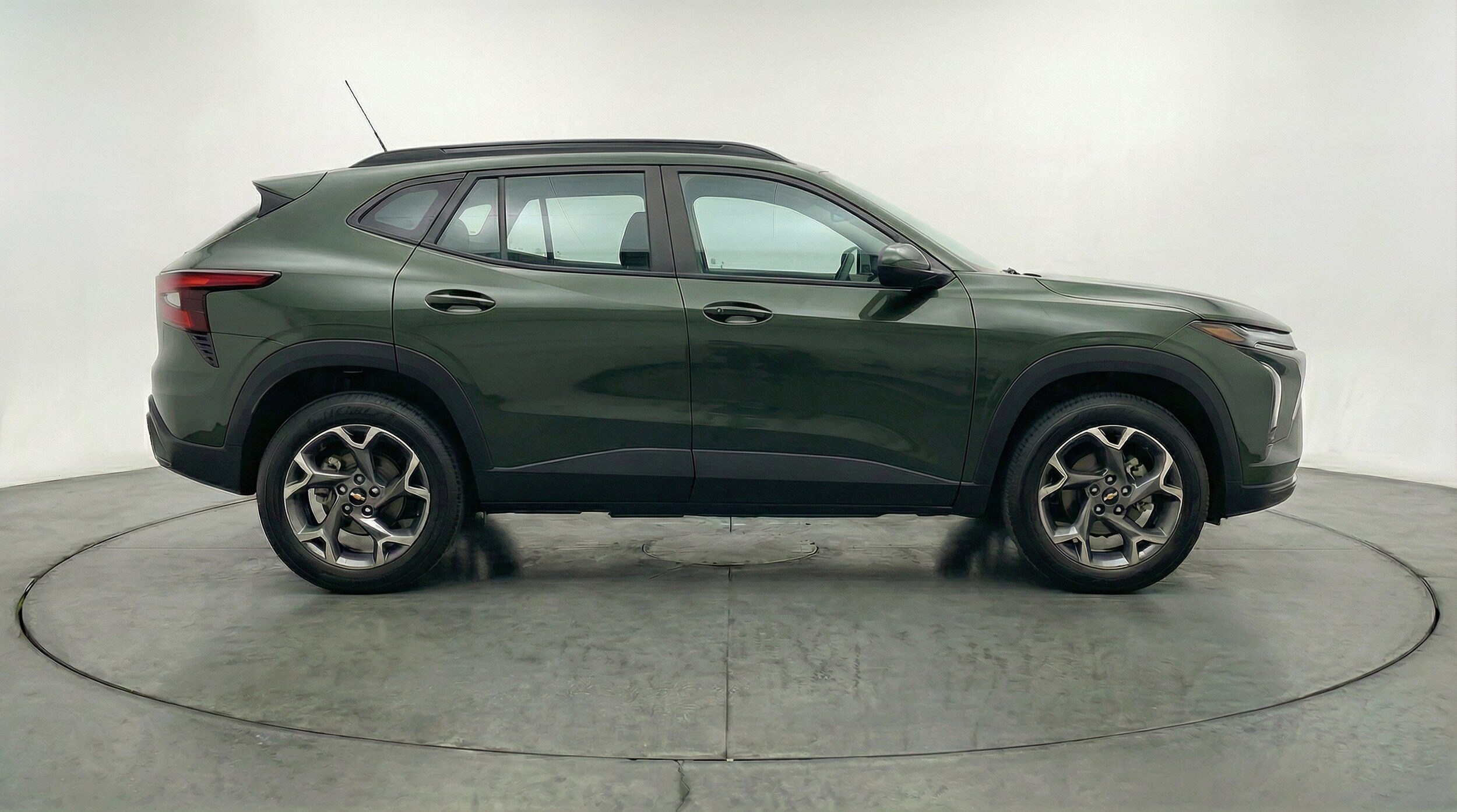 Thumbnail: 2025 Chevrolet Trax - 11