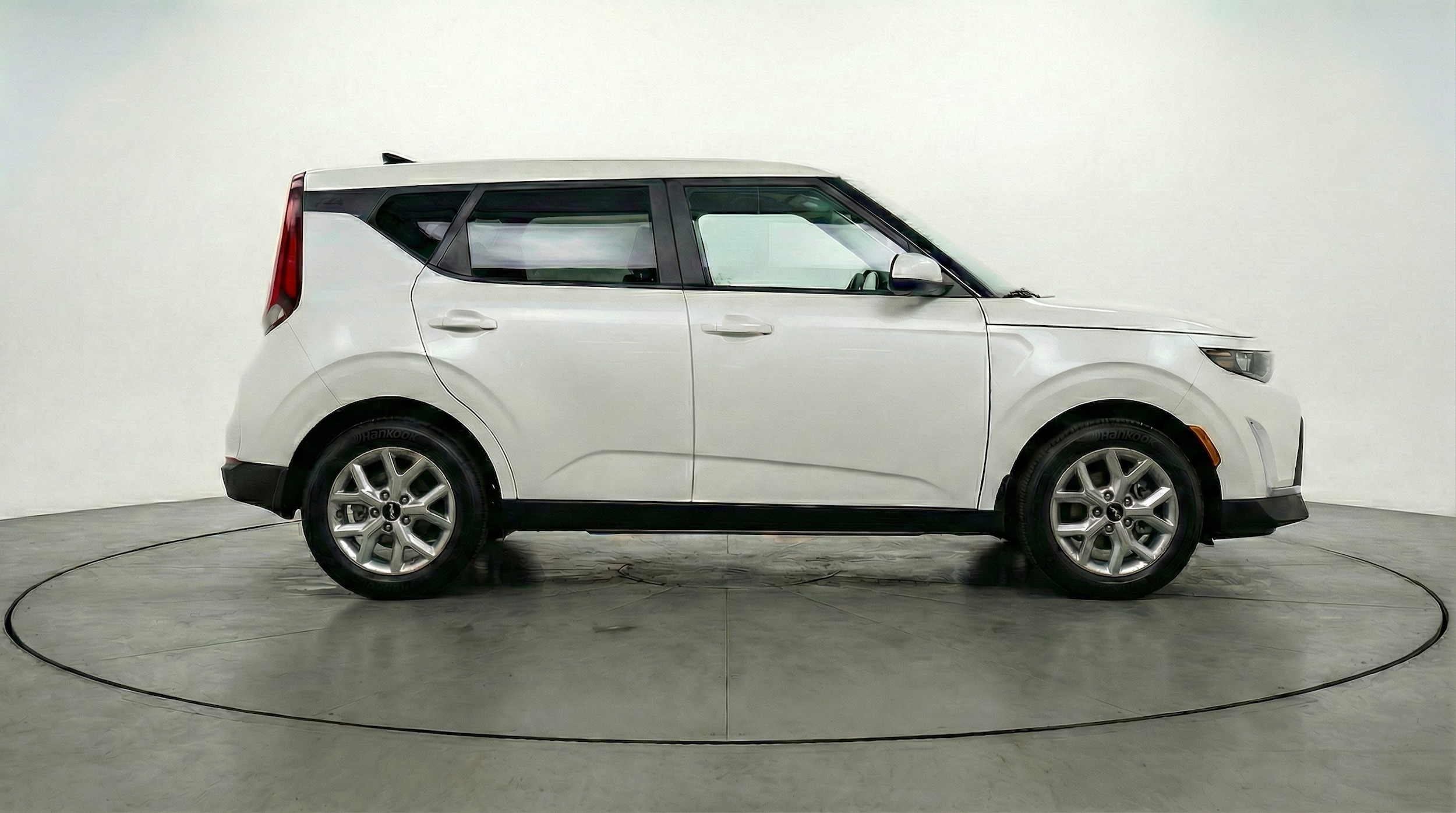 Thumbnail: 2025 Kia Soul - 8