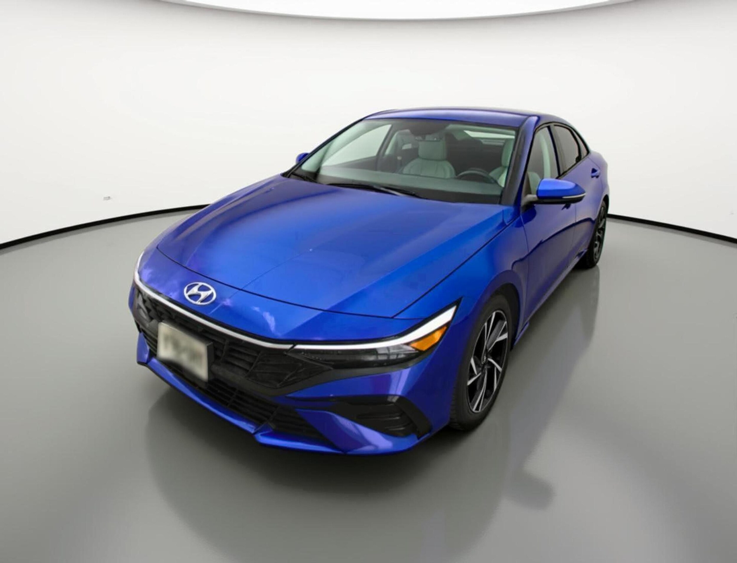 Thumbnail: 2025 Hyundai Elantra - 3