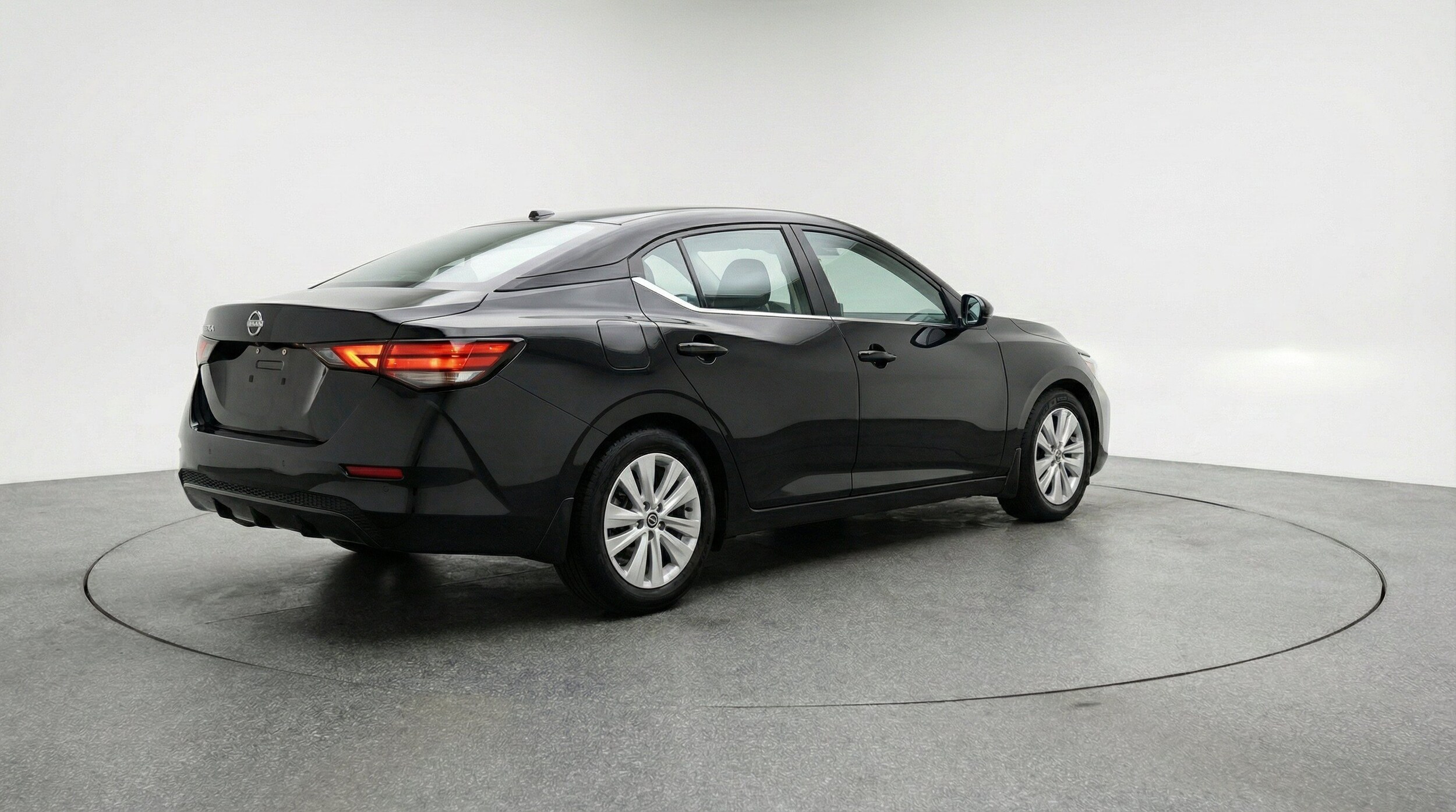 Thumbnail: 2025 Nissan Sentra - 9
