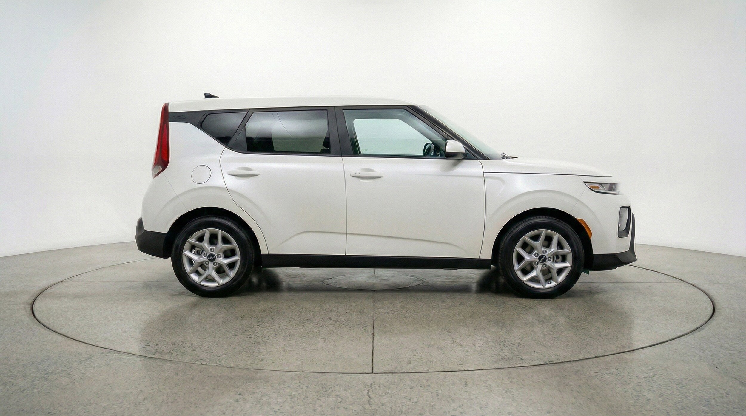 Thumbnail: 2025 Kia Soul - 11