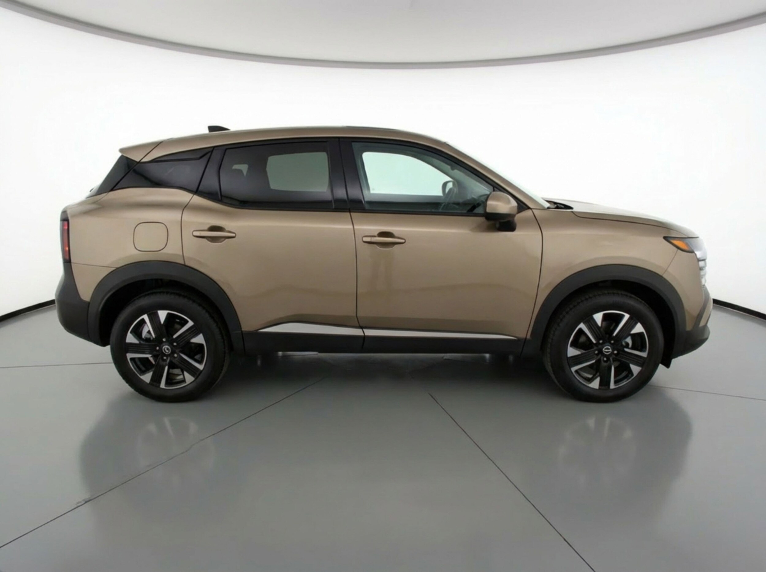 Thumbnail: 2025 Nissan Kicks - 11