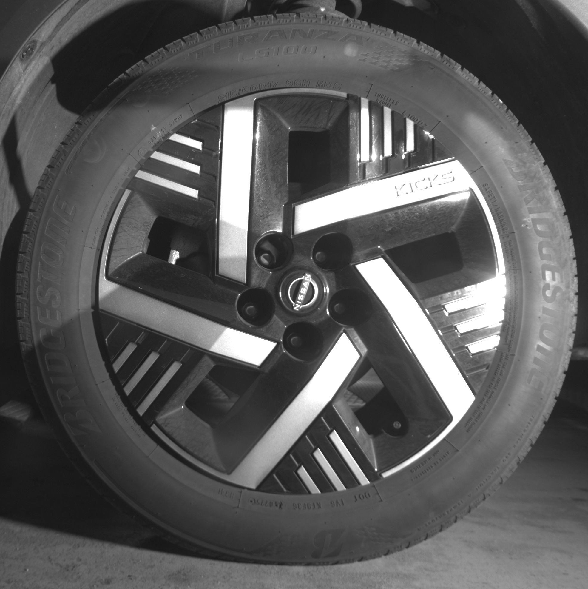 Thumbnail: 2025 Nissan Kicks - 12