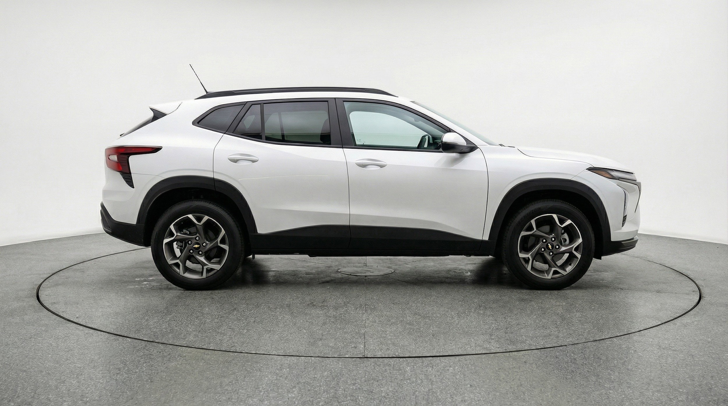 Thumbnail: 2025 Chevrolet Trax - 11