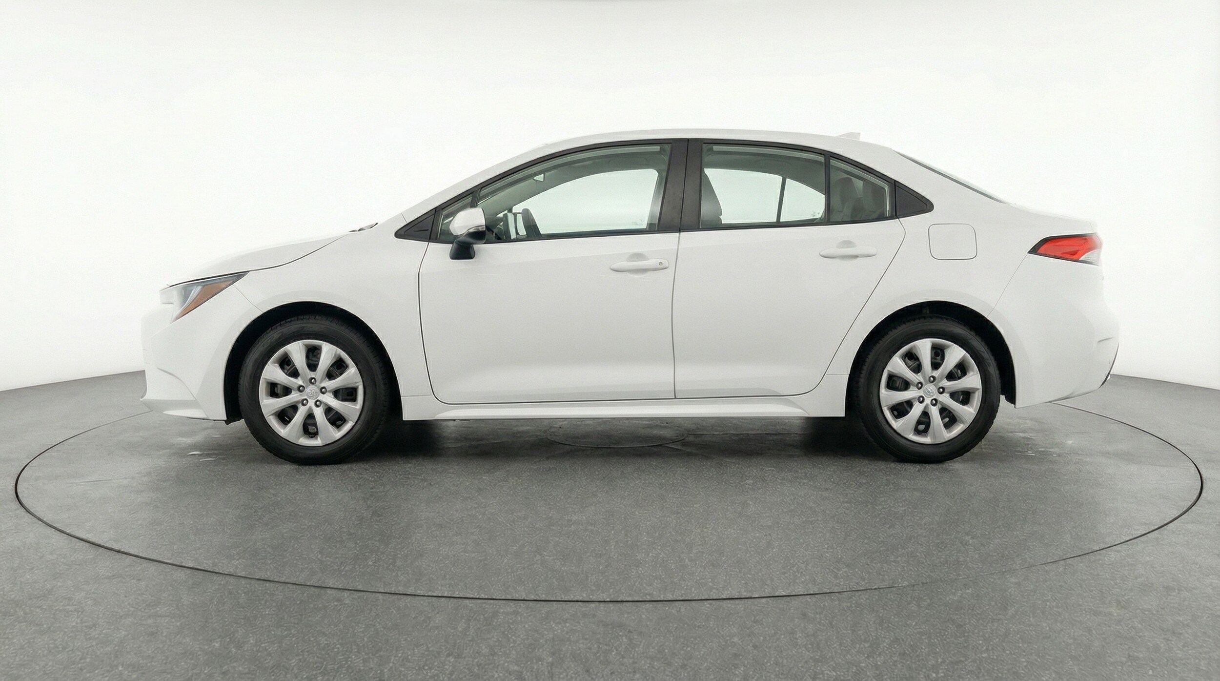 Thumbnail: 2025 Toyota Corolla - 5