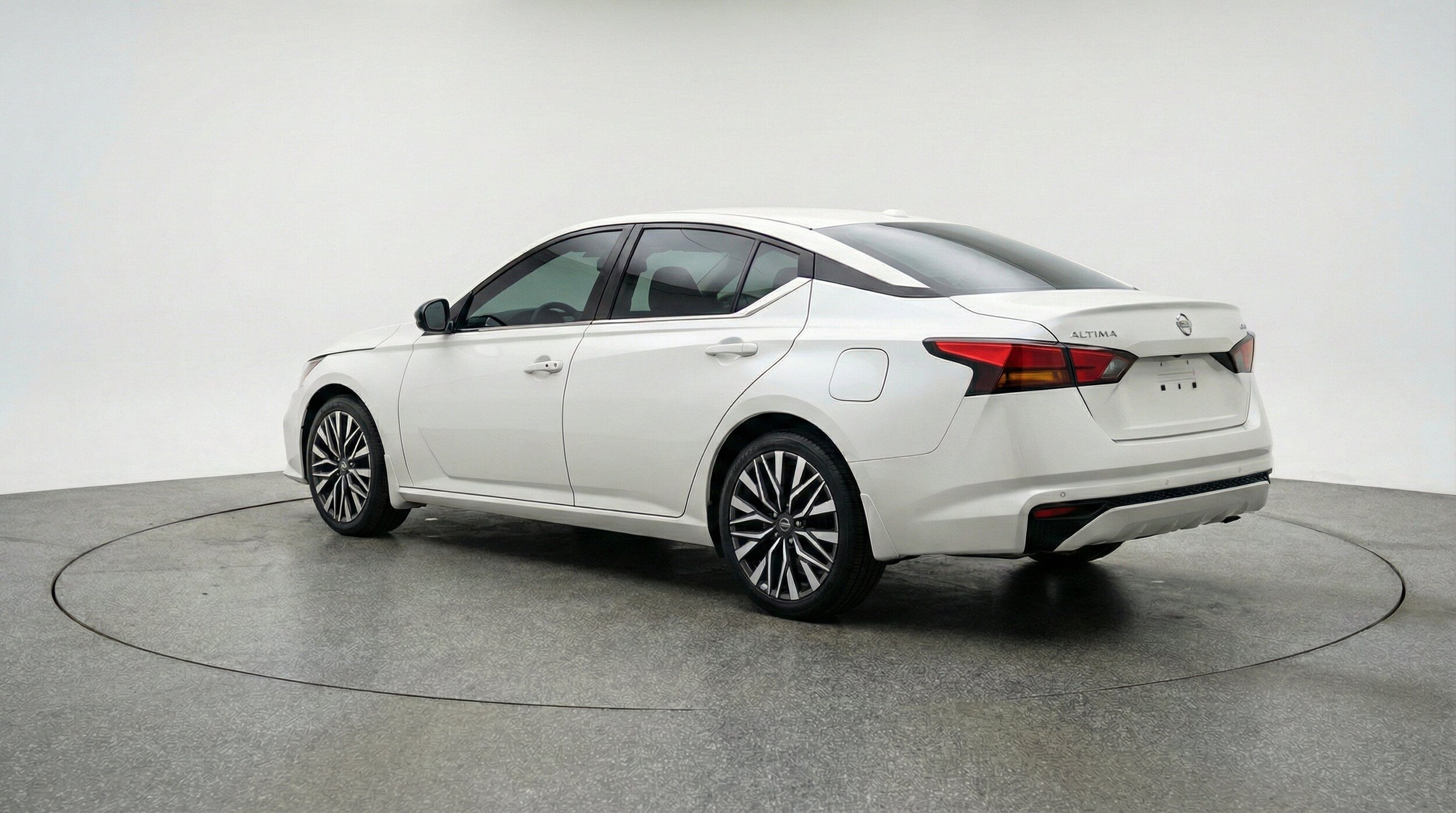 Thumbnail: 2025 Nissan Altima - 6