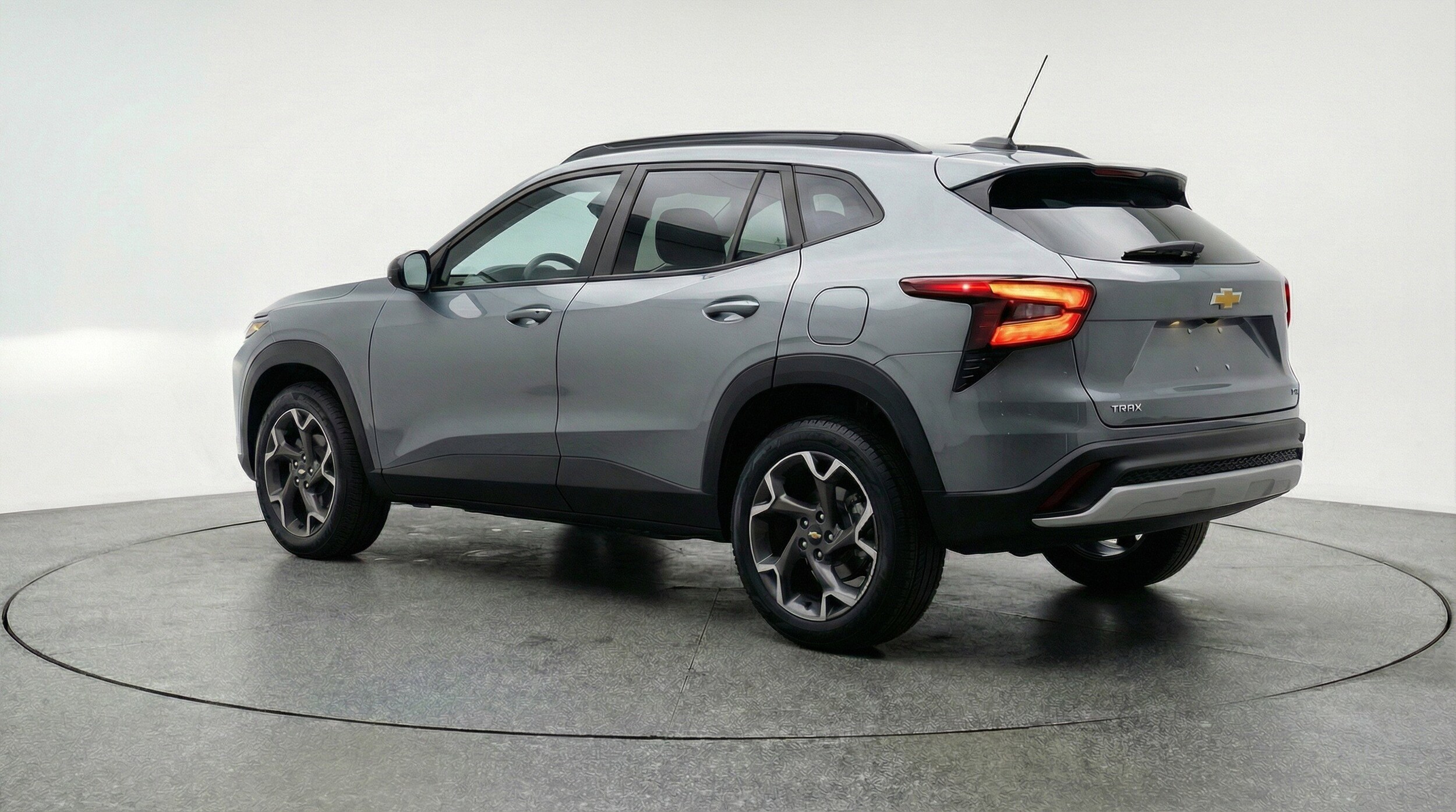 Thumbnail: 2025 Chevrolet Trax - 6