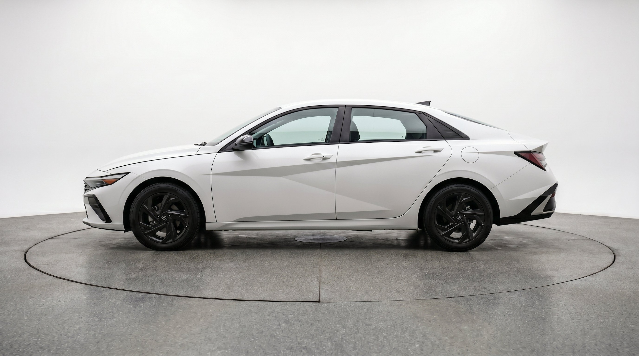 Thumbnail: 2026 Hyundai Elantra - 5