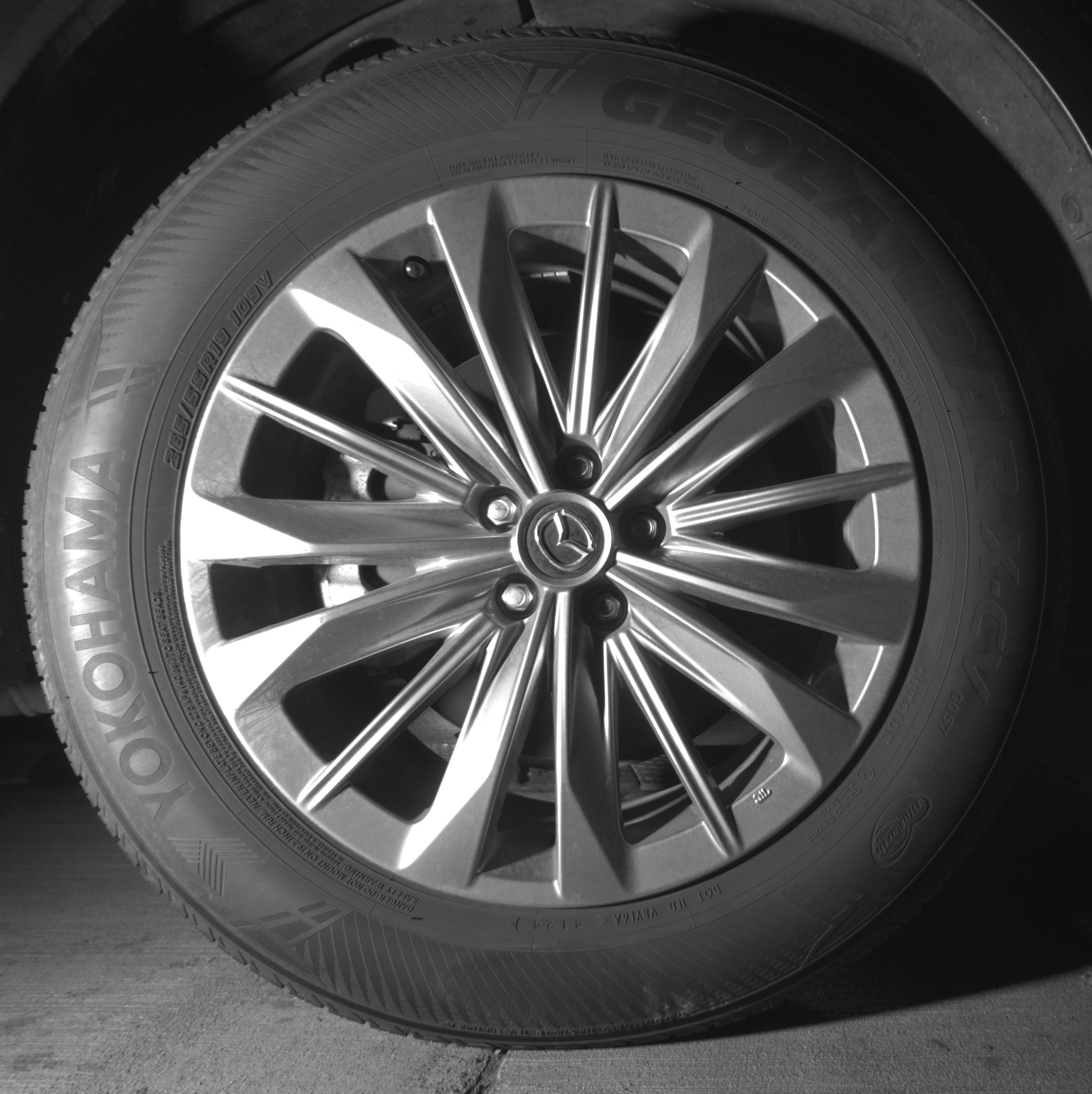 Thumbnail: 2025 Mazda CX-90 - 10