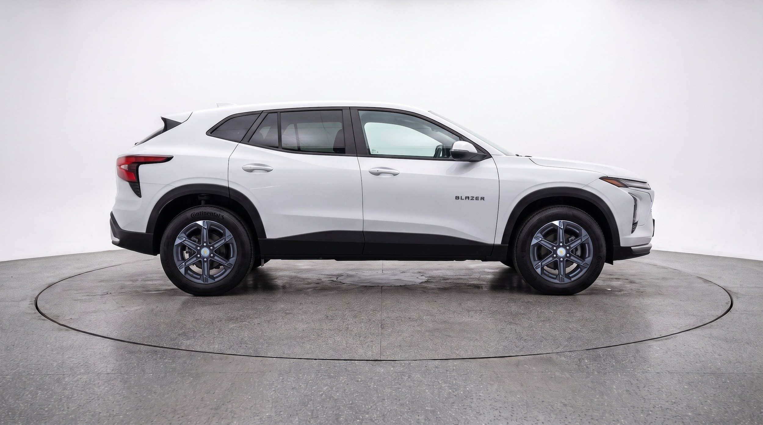 Thumbnail: 2026 Chevrolet Blazer - 10