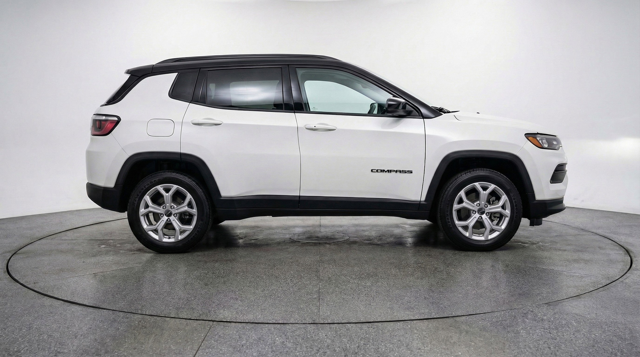 Thumbnail: 2025 Jeep Compass - 11