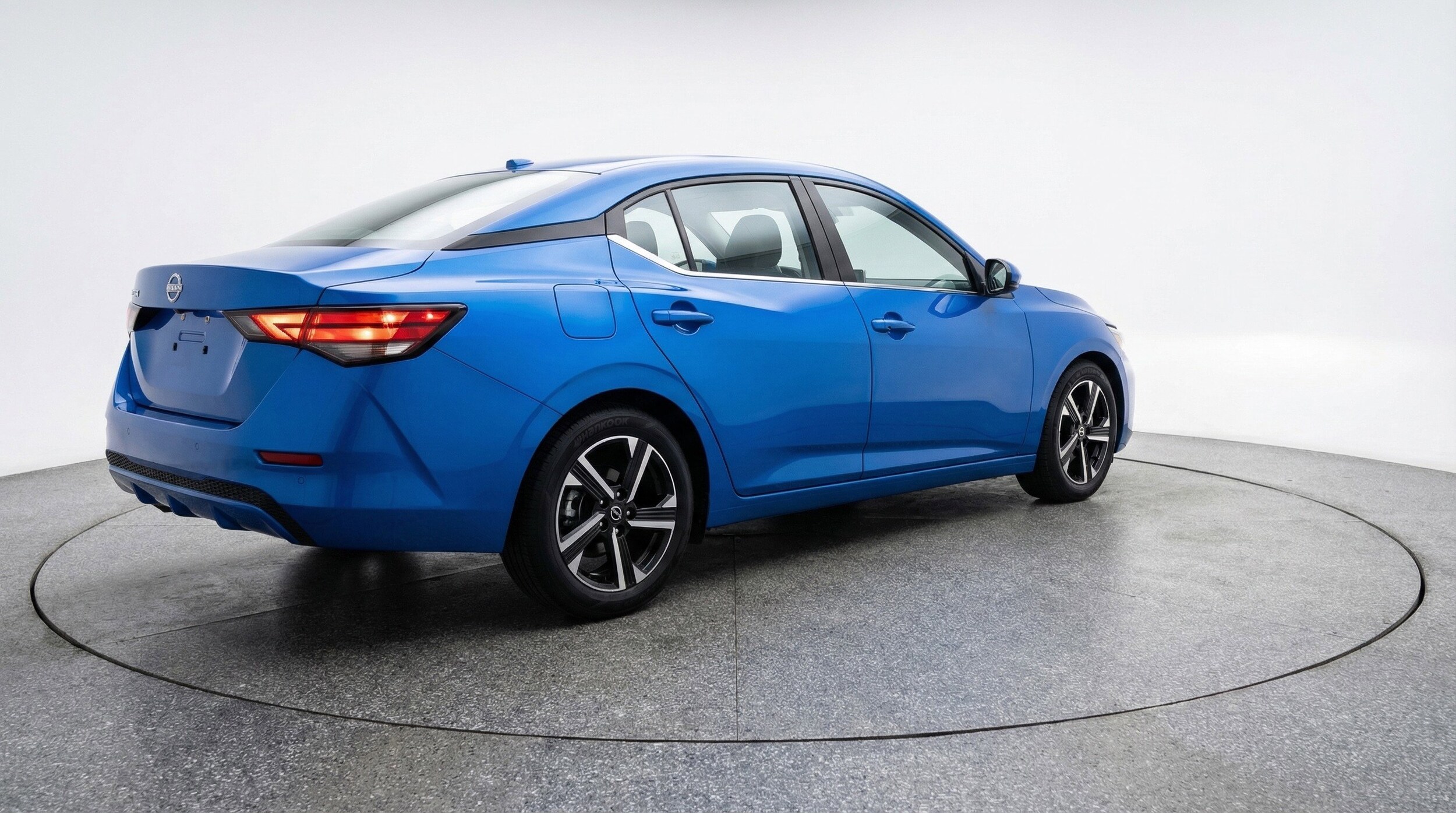 Thumbnail: 2025 Nissan Sentra - 9