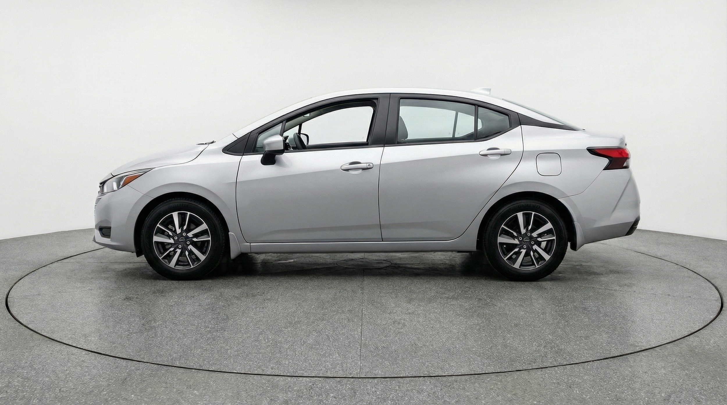Thumbnail: 2025 Nissan Versa - 5
