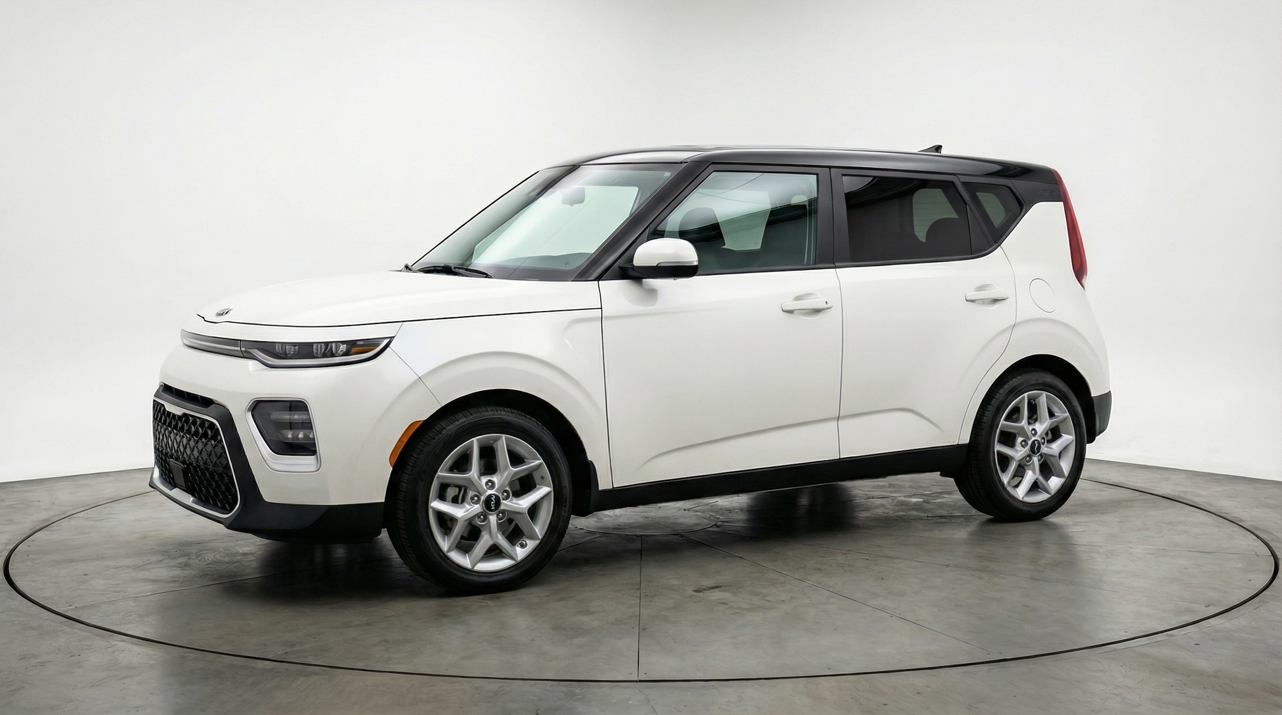 Thumbnail: 2025 Kia Soul - 3