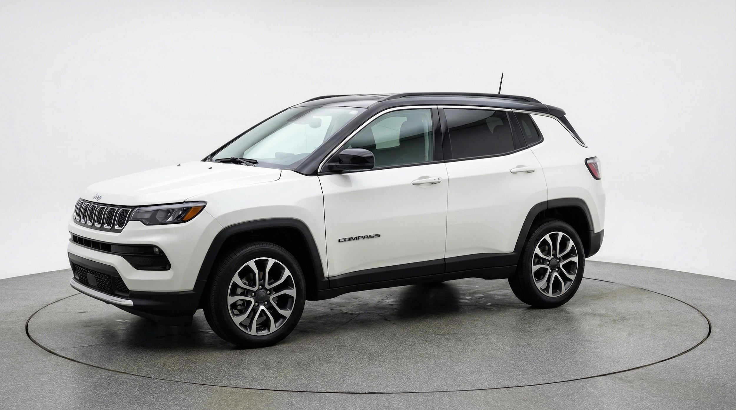 Thumbnail: 2025 Jeep Compass - 3