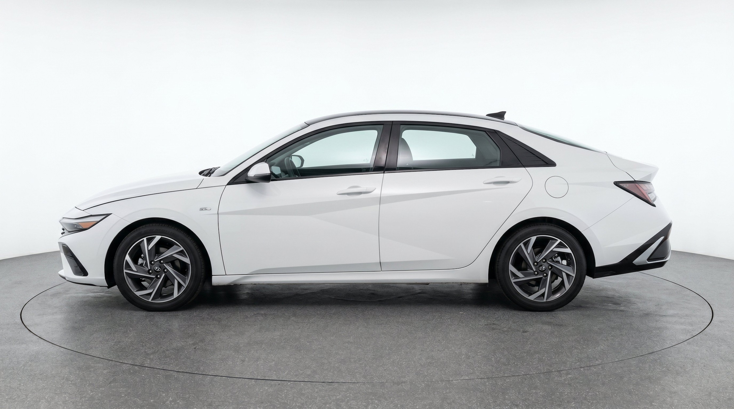 Thumbnail: 2025 Hyundai Elantra - 5