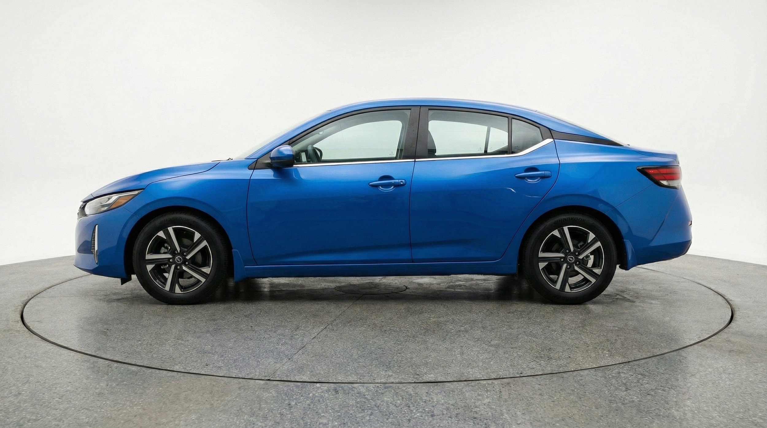 Thumbnail: 2025 Nissan Sentra - 5