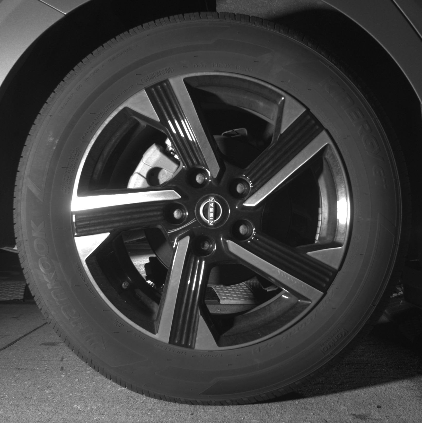 Thumbnail: 2025 Nissan Sentra - 15