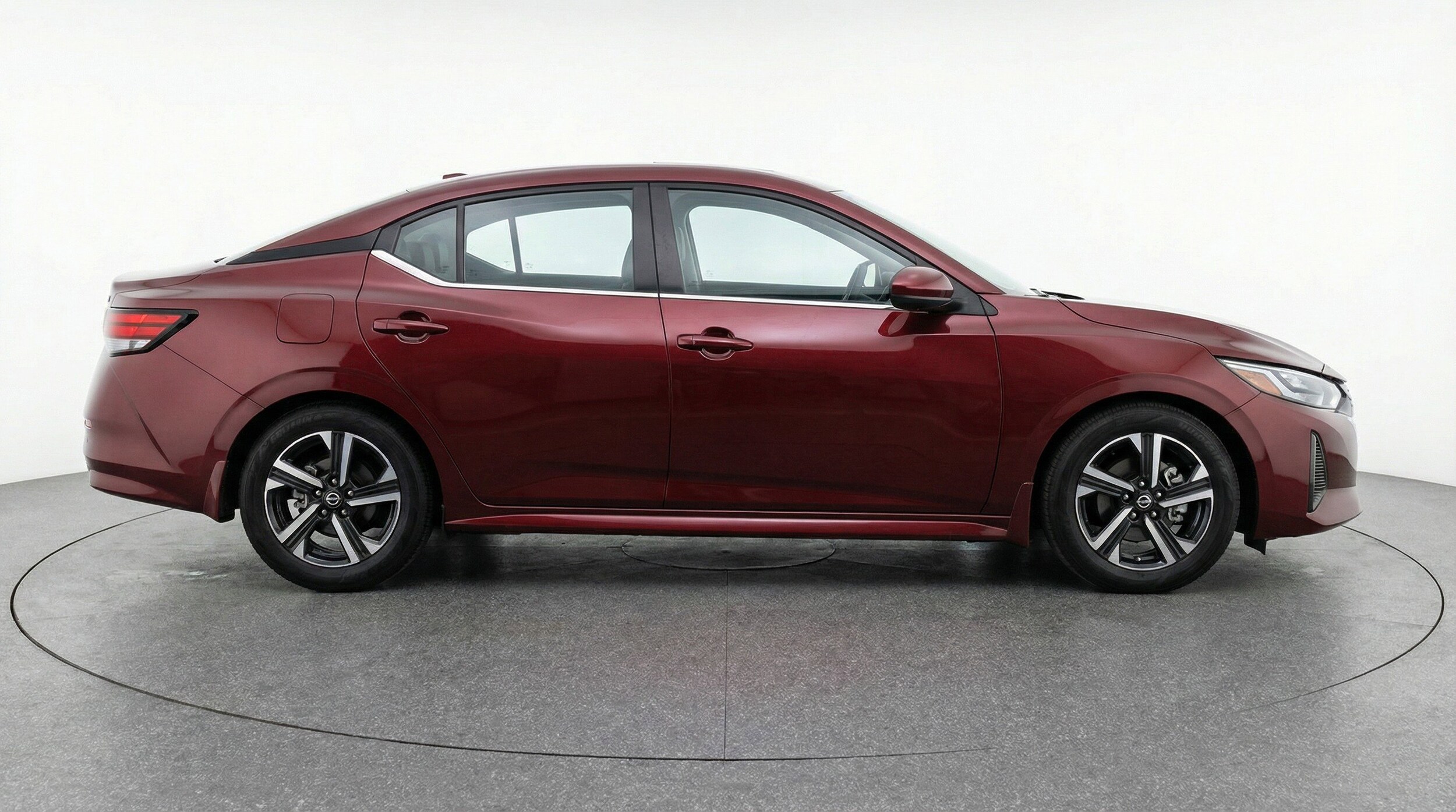 Thumbnail: 2025 Nissan Sentra - 11