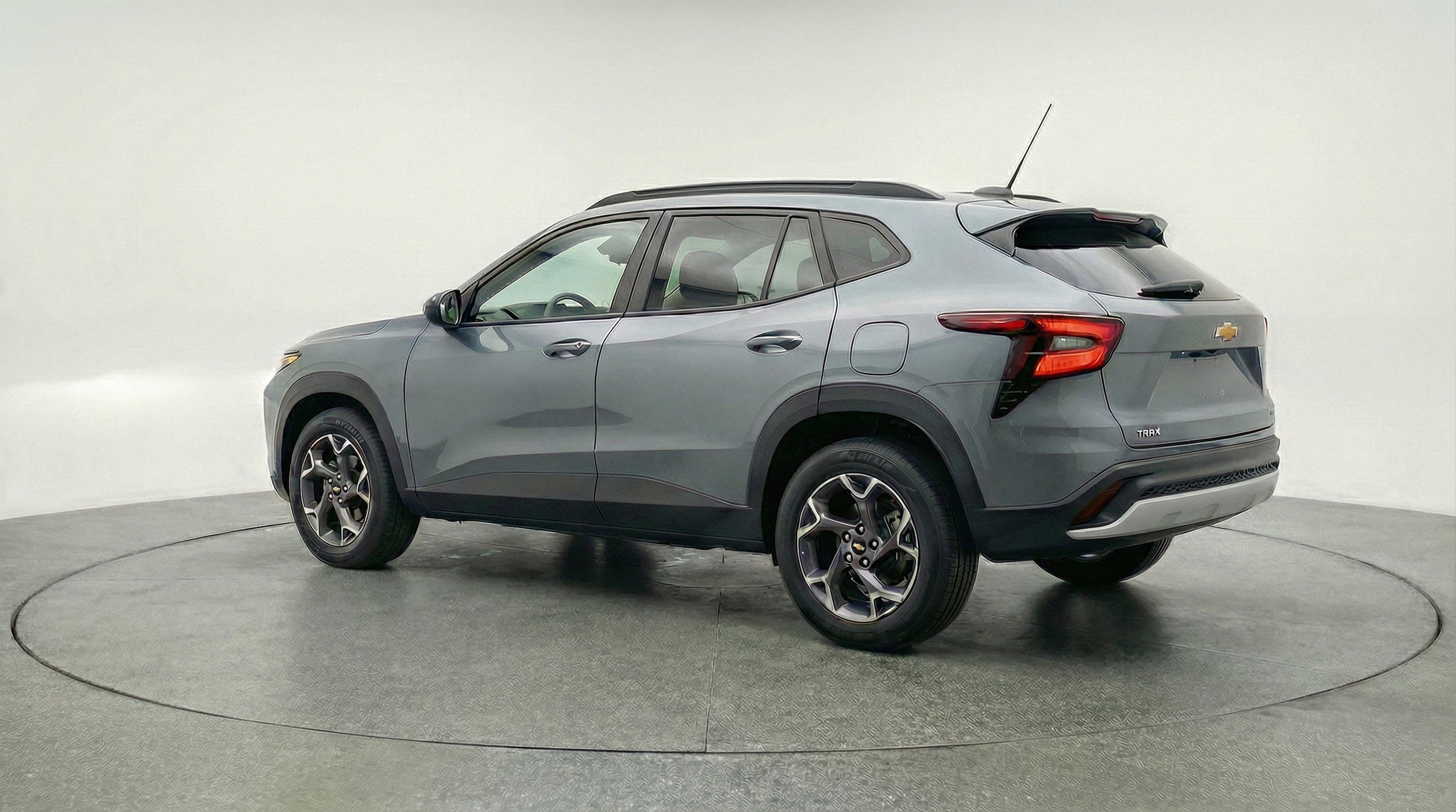 Thumbnail: 2025 Chevrolet Trax - 6