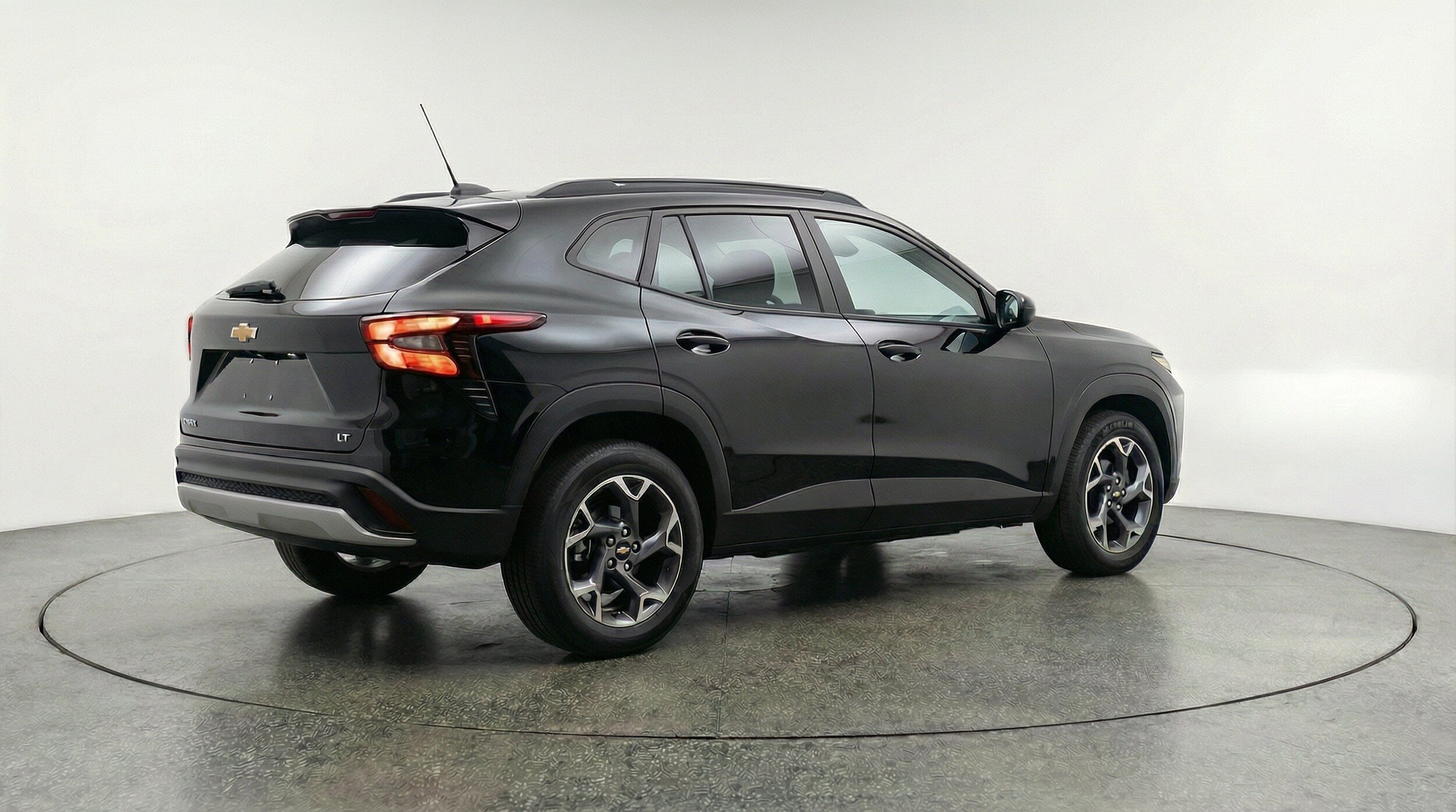 Thumbnail: 2025 Chevrolet Trax - 9