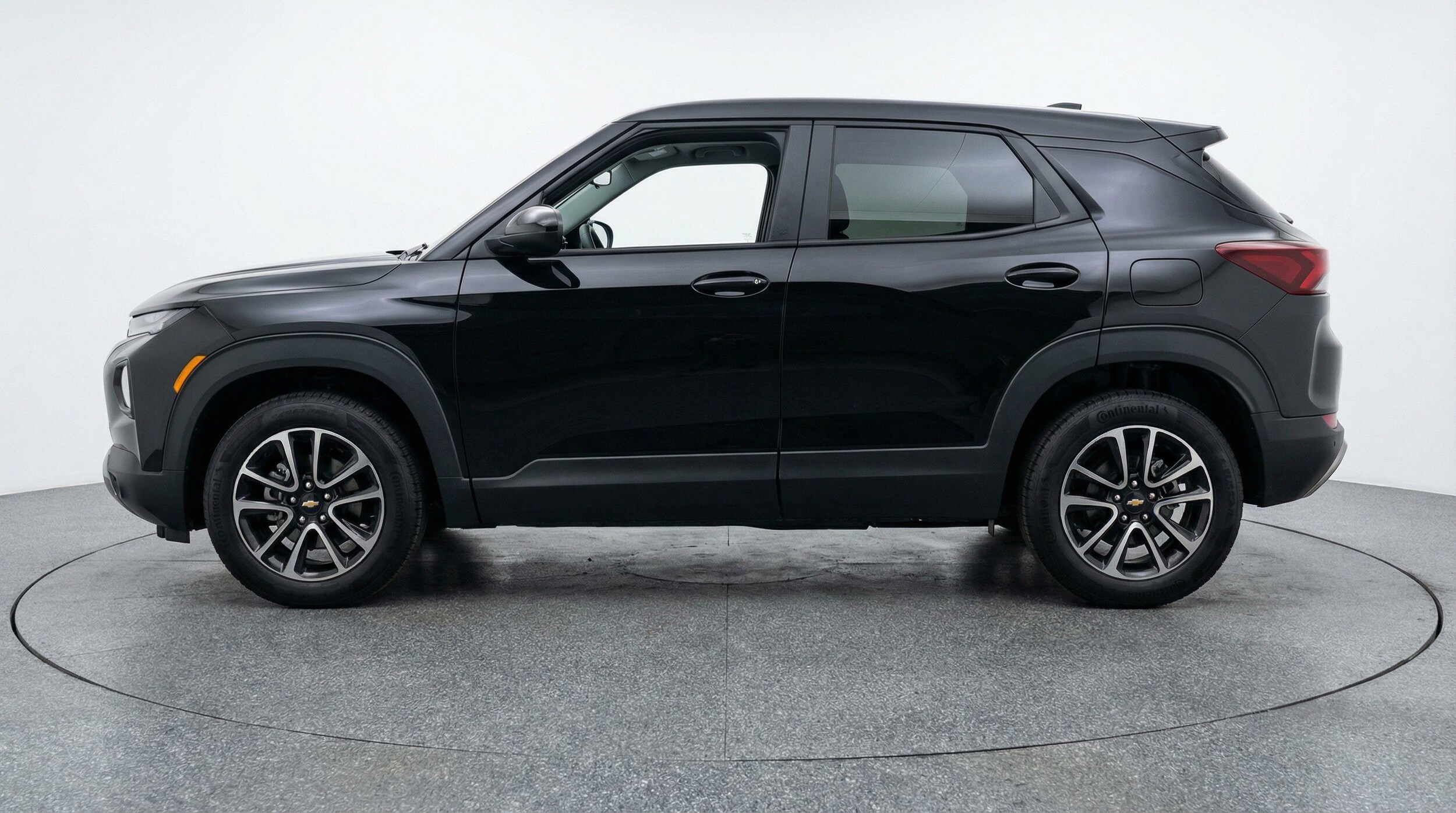 Thumbnail: 2025 Chevrolet TrailBlazer - 5