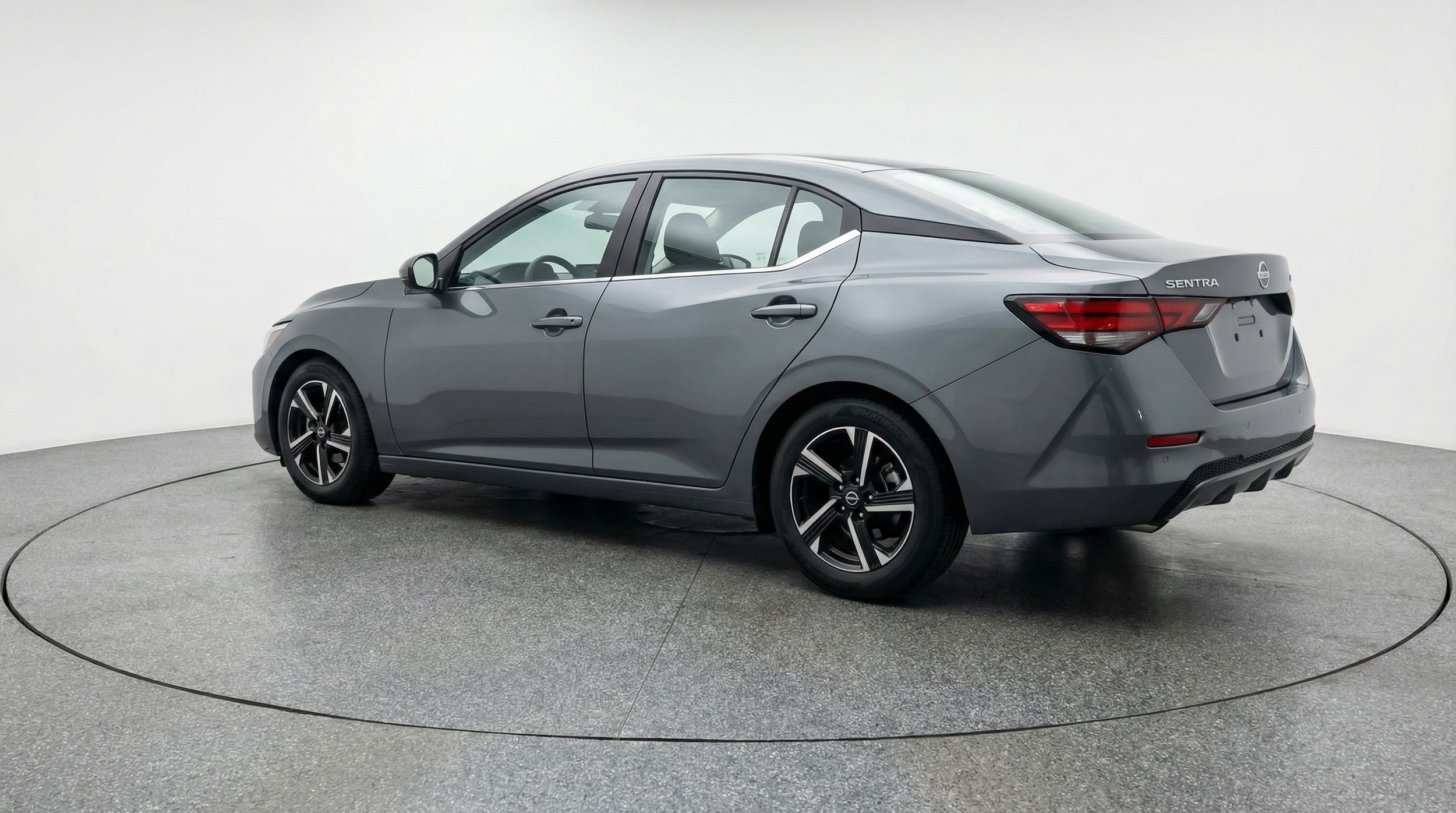 Thumbnail: 2025 Nissan Sentra - 5