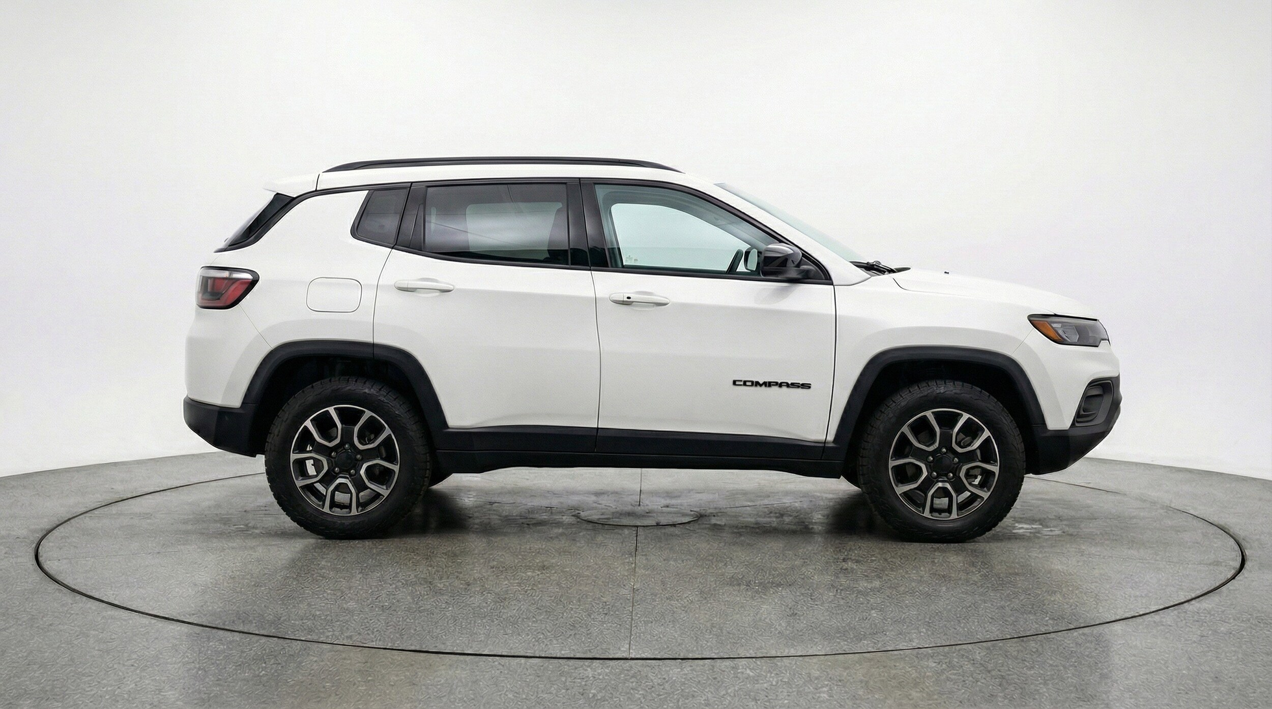 Thumbnail: 2025 Jeep Compass - 11