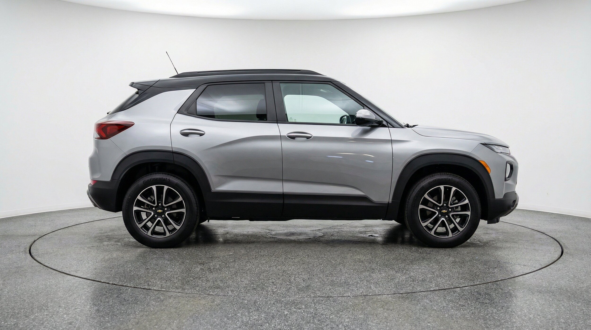Thumbnail: 2025 Chevrolet TrailBlazer - 10