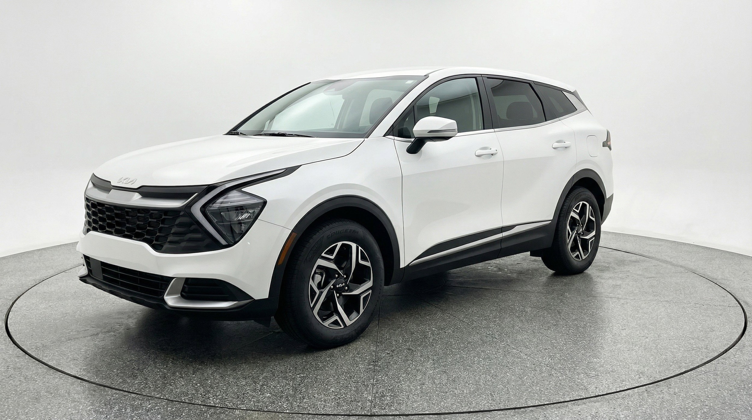 Thumbnail: 2025 Kia Sportage - 3