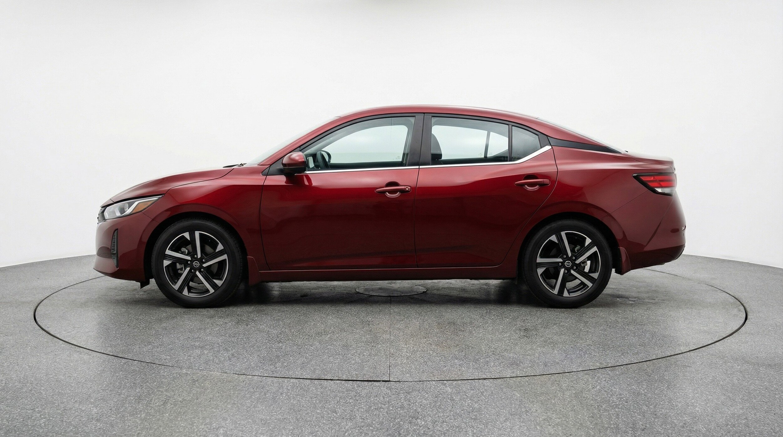 Thumbnail: 2025 Nissan Sentra - 5