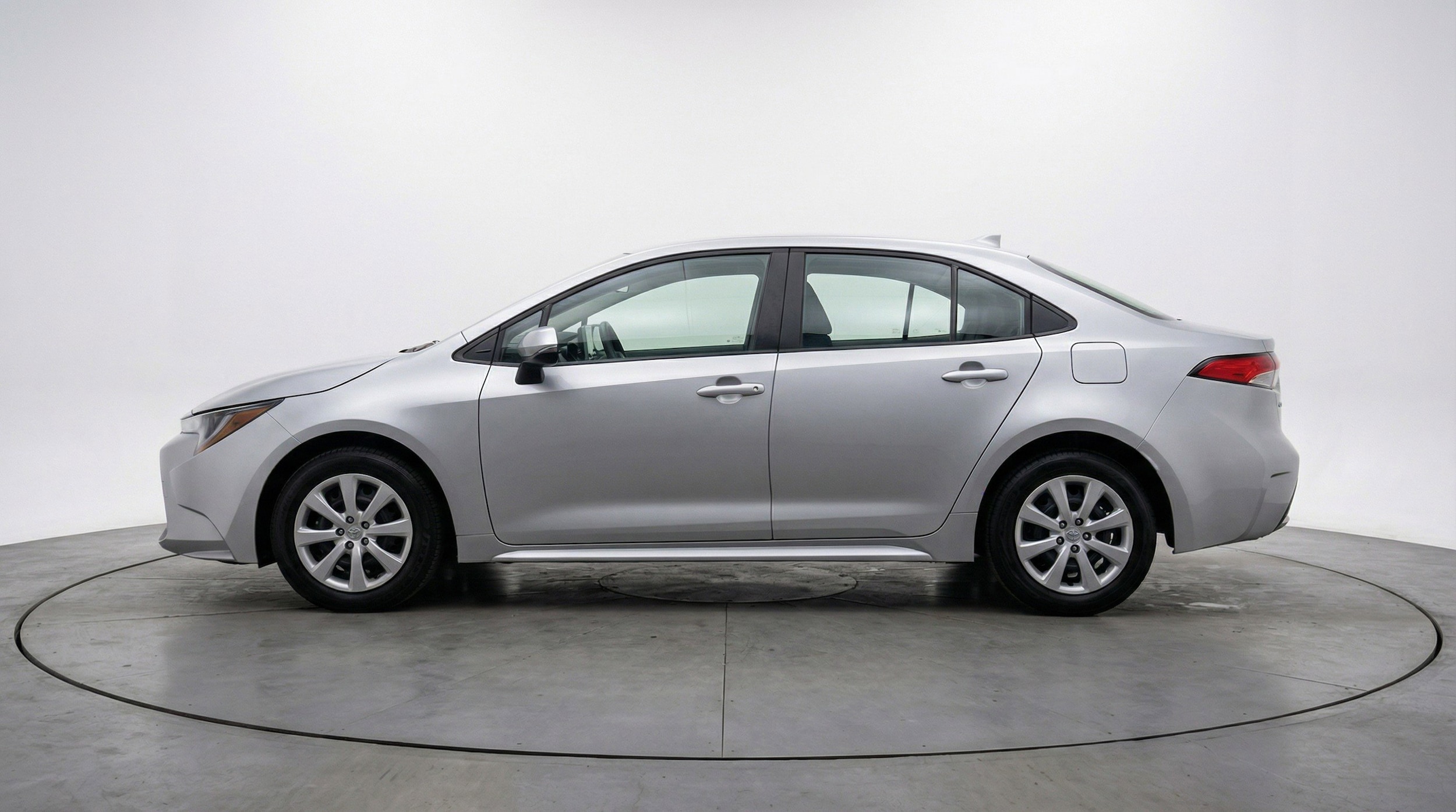 Thumbnail: 2025 Toyota Corolla - 5