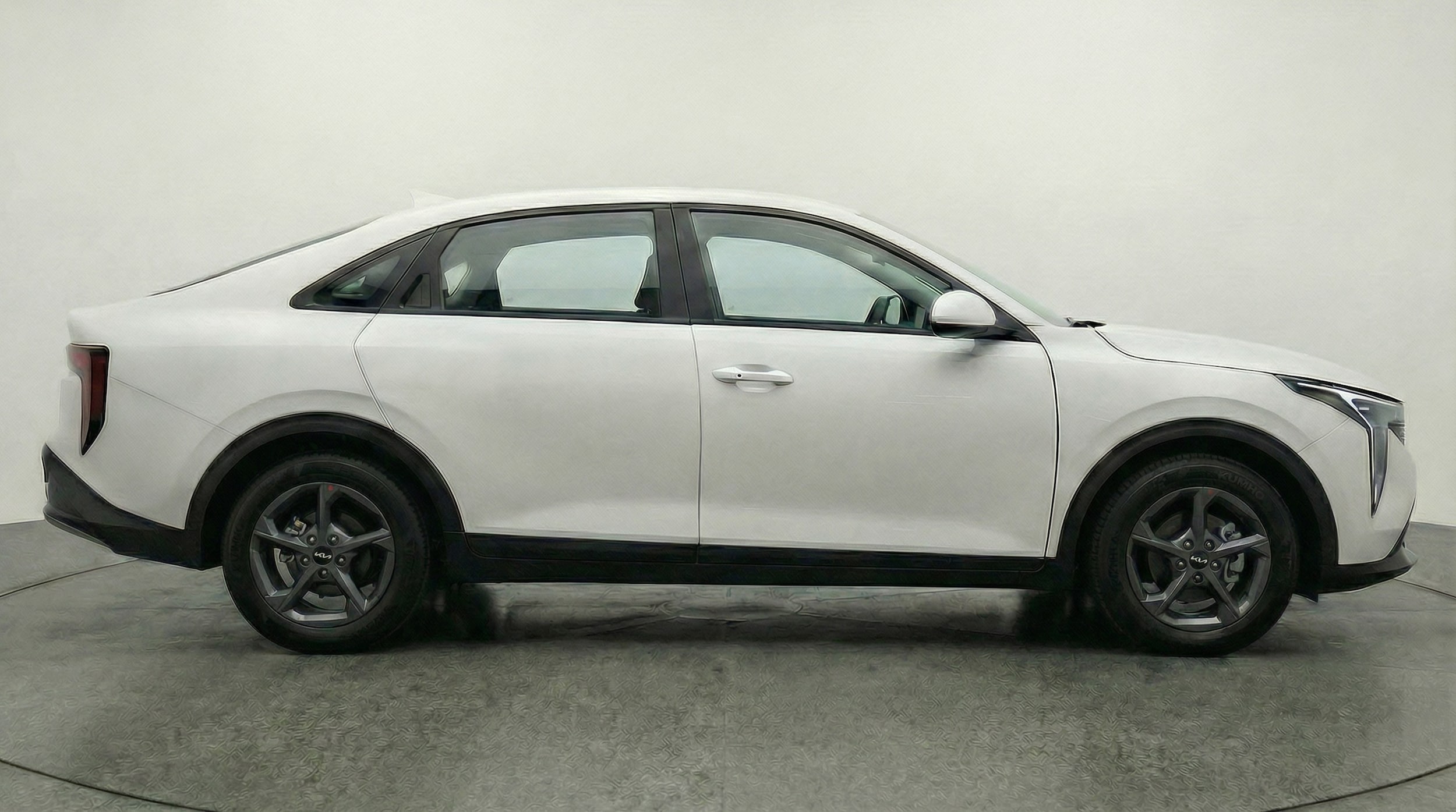 Thumbnail: 2025 Kia K4 - 8